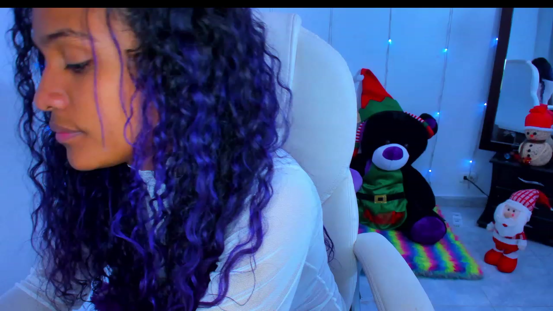 Gallery image thumbnail from Violet_Fit's myfreecams stream on, 12/17/2022, 13:17 image 9 of 20