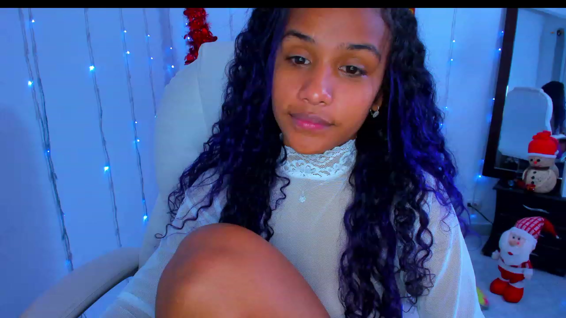Gallery image thumbnail from Violet_Fit's myfreecams stream on, 12/17/2022, 13:29 image 6 of 20