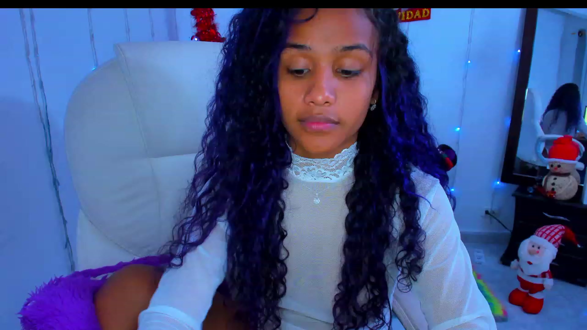 Gallery image thumbnail from Violet_Fit's myfreecams stream on, 12/17/2022, 13:29 image 14 of 20
