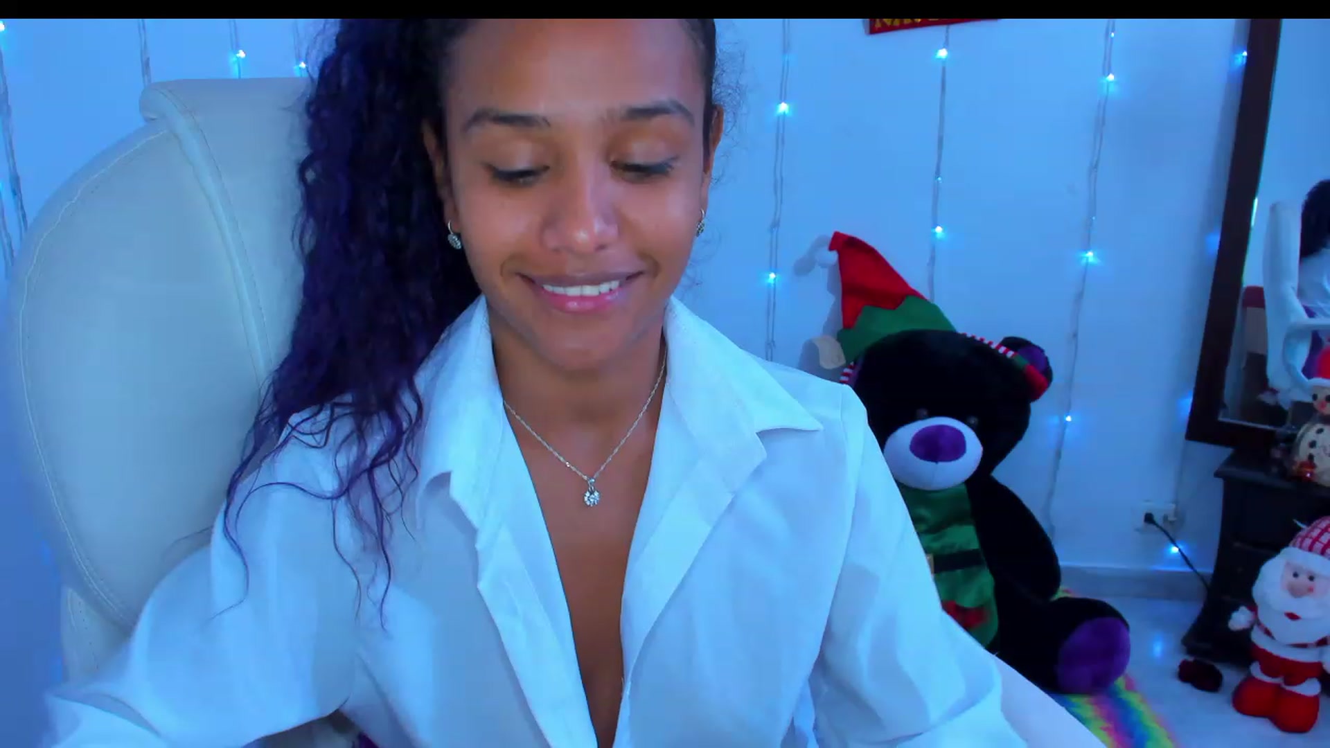Gallery image thumbnail from Violet_Fit's myfreecams stream on, 12/19/2022, 14:23 image 11 of 20
