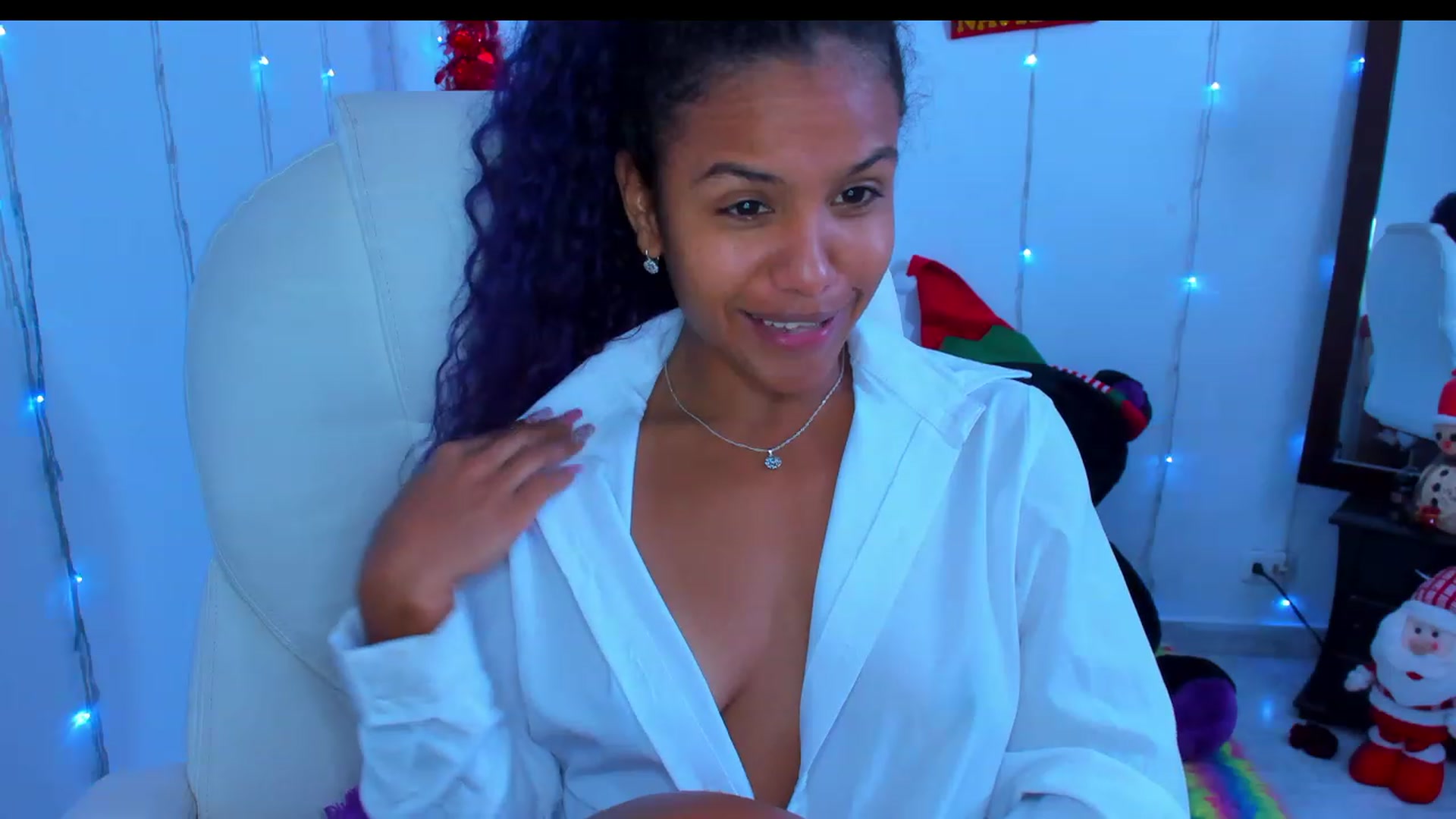Gallery image thumbnail from Violet_Fit's myfreecams stream on, 12/19/2022, 14:23 image 9 of 20