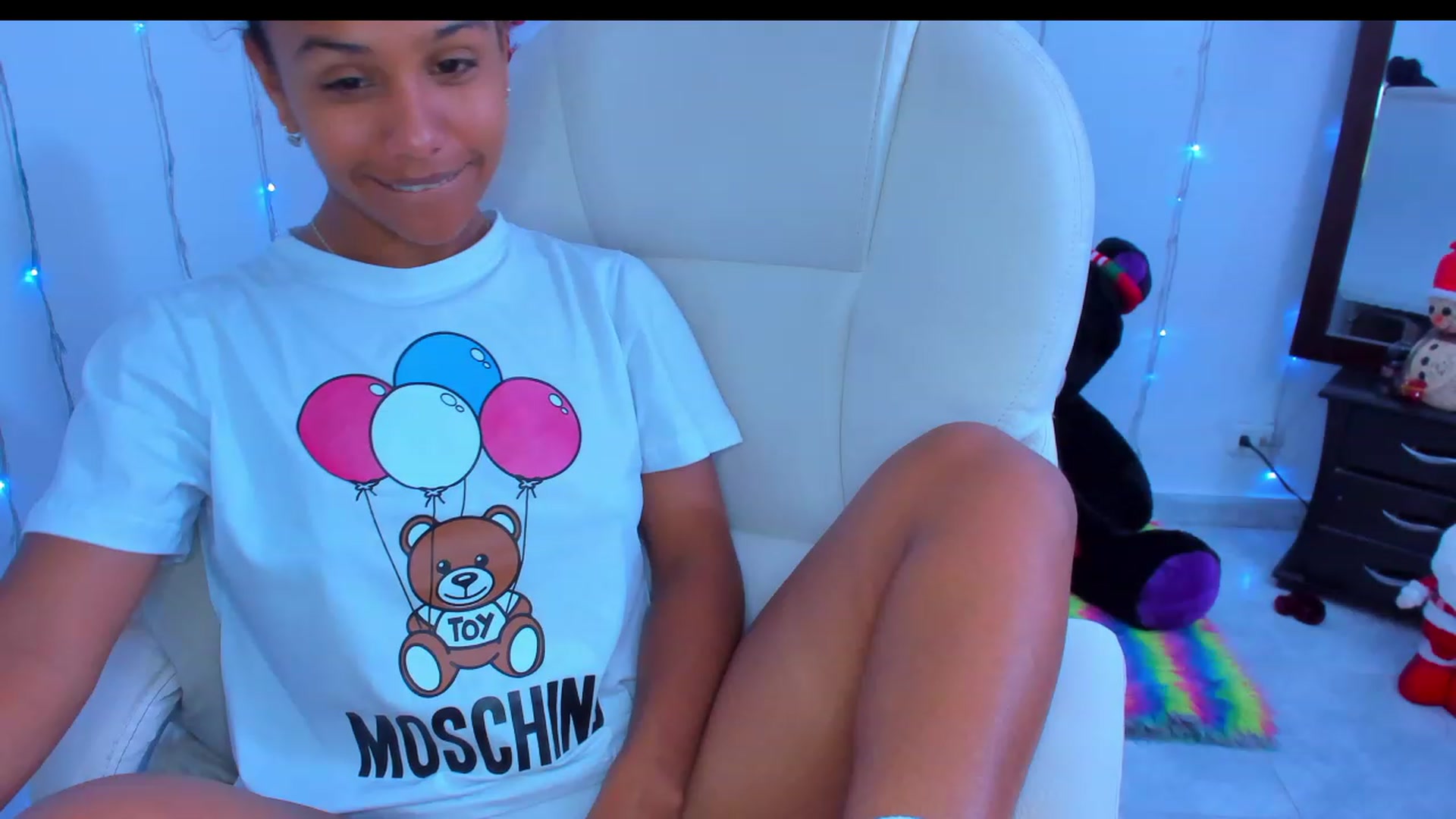 Gallery image thumbnail from Violet_Fit's myfreecams stream on, 12/21/2022, 13:17 image 19 of 20