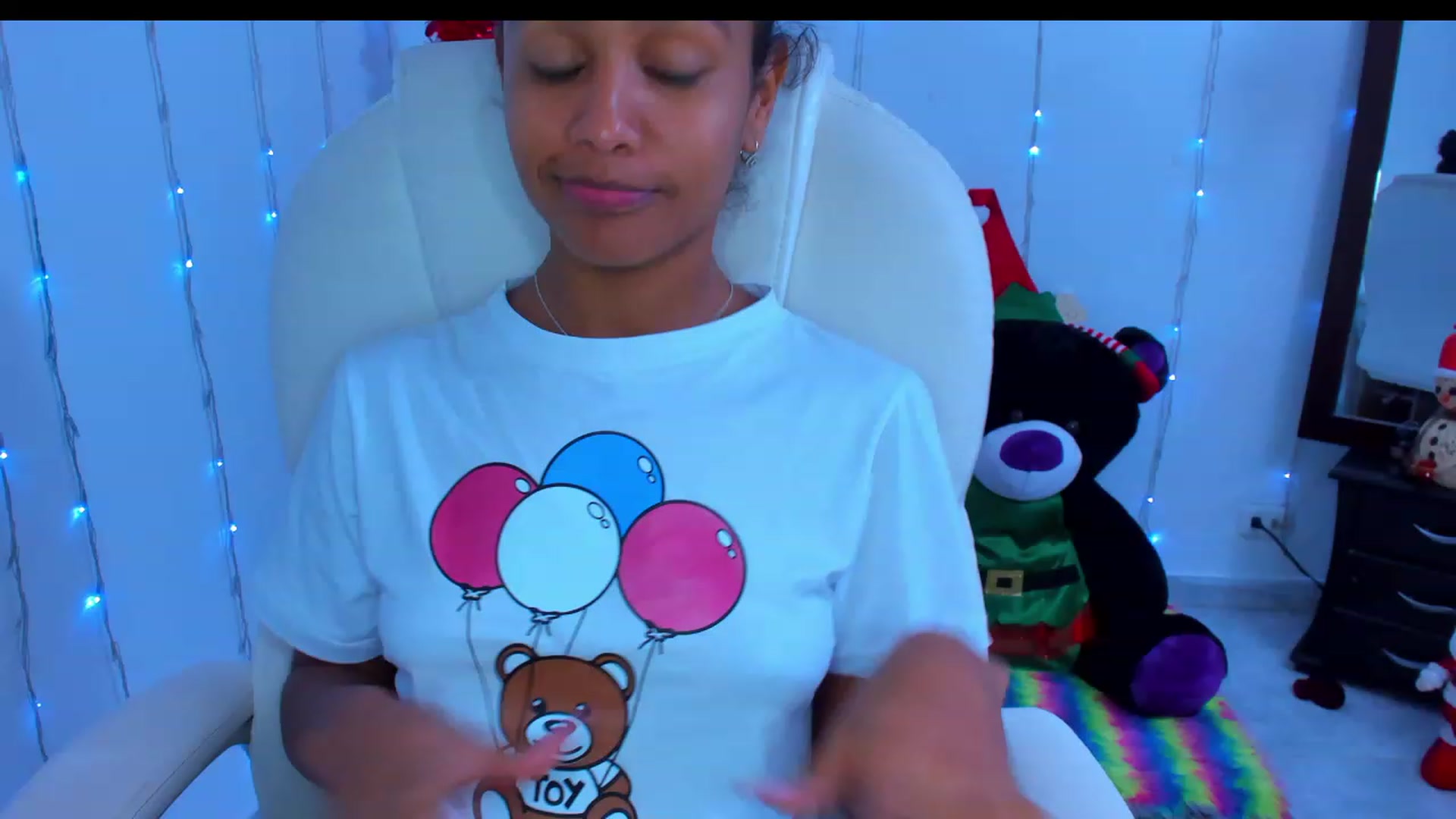 Gallery image thumbnail from Violet_Fit's myfreecams stream on, 12/21/2022, 14:42 image 3 of 20