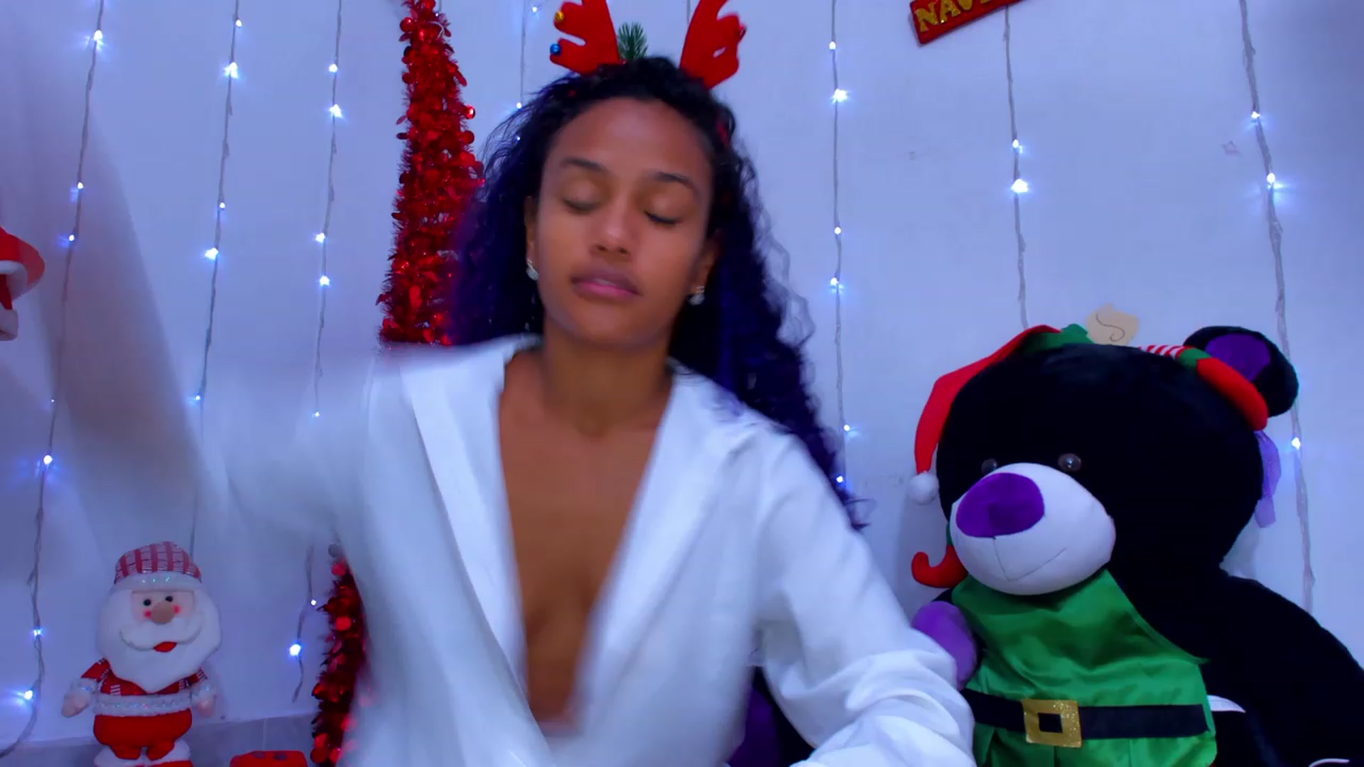 Gallery image thumbnail from Violet_Fit's myfreecams stream on, 12/23/2022, 14:07 image 13 of 20