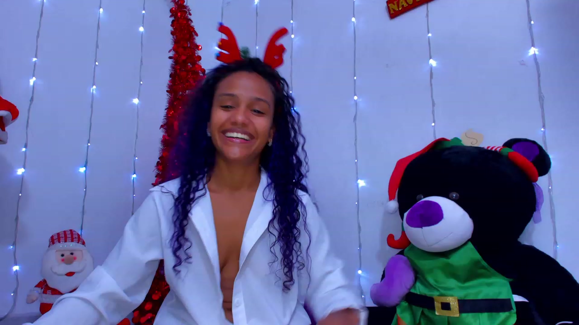 Gallery image thumbnail from Violet_Fit's myfreecams stream on, 12/23/2022, 14:07 image 15 of 20