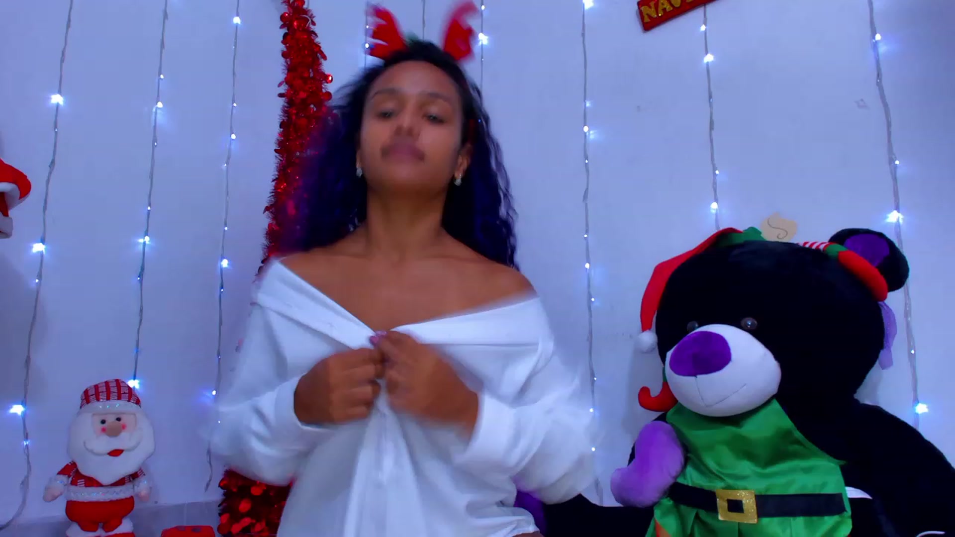Gallery image thumbnail from Violet_Fit's myfreecams stream on, 12/23/2022, 14:07 image 17 of 20