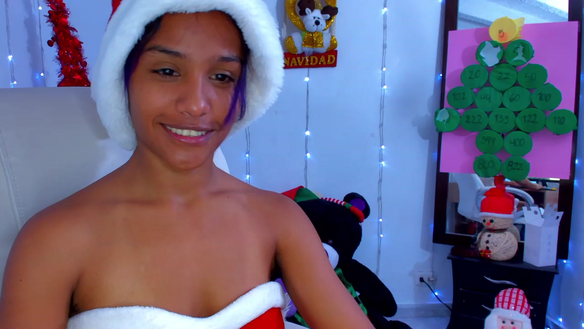 Gallery image thumbnail from Violet_Fit's myfreecams stream on, 12/24/2022, 12:57 image 17 of 20
