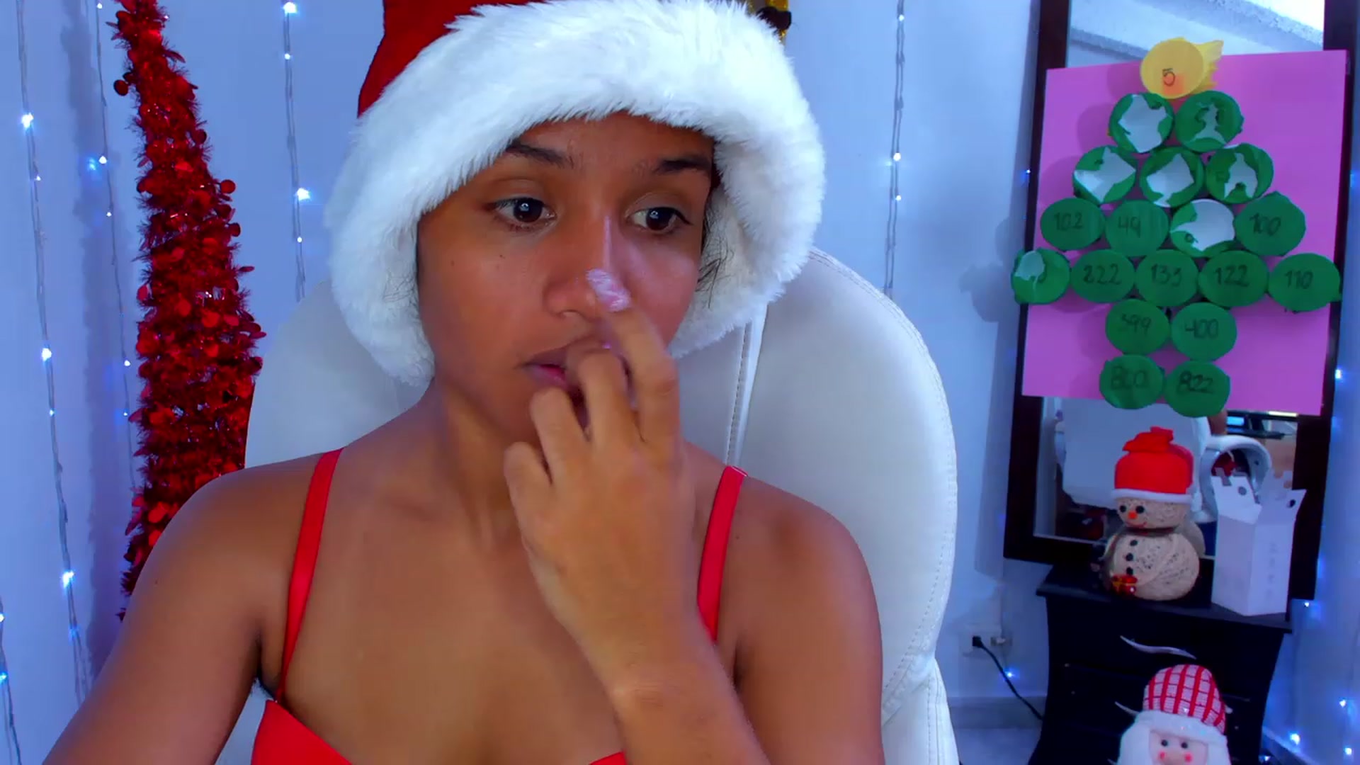 Gallery image thumbnail from Violet_Fit's myfreecams stream on, 12/24/2022, 14:45 image 19 of 20