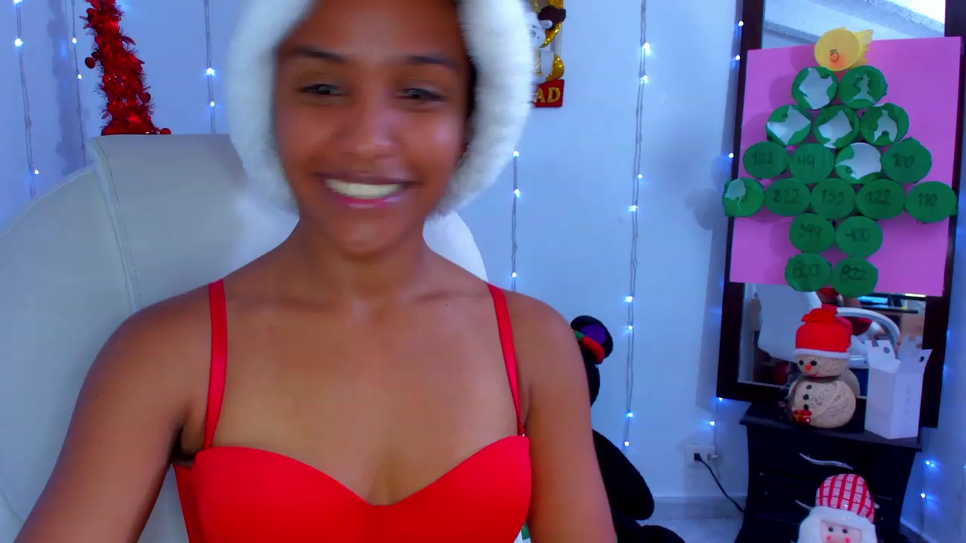 Gallery image thumbnail from Violet_Fit's myfreecams stream on, 12/24/2022, 14:45 image 16 of 20