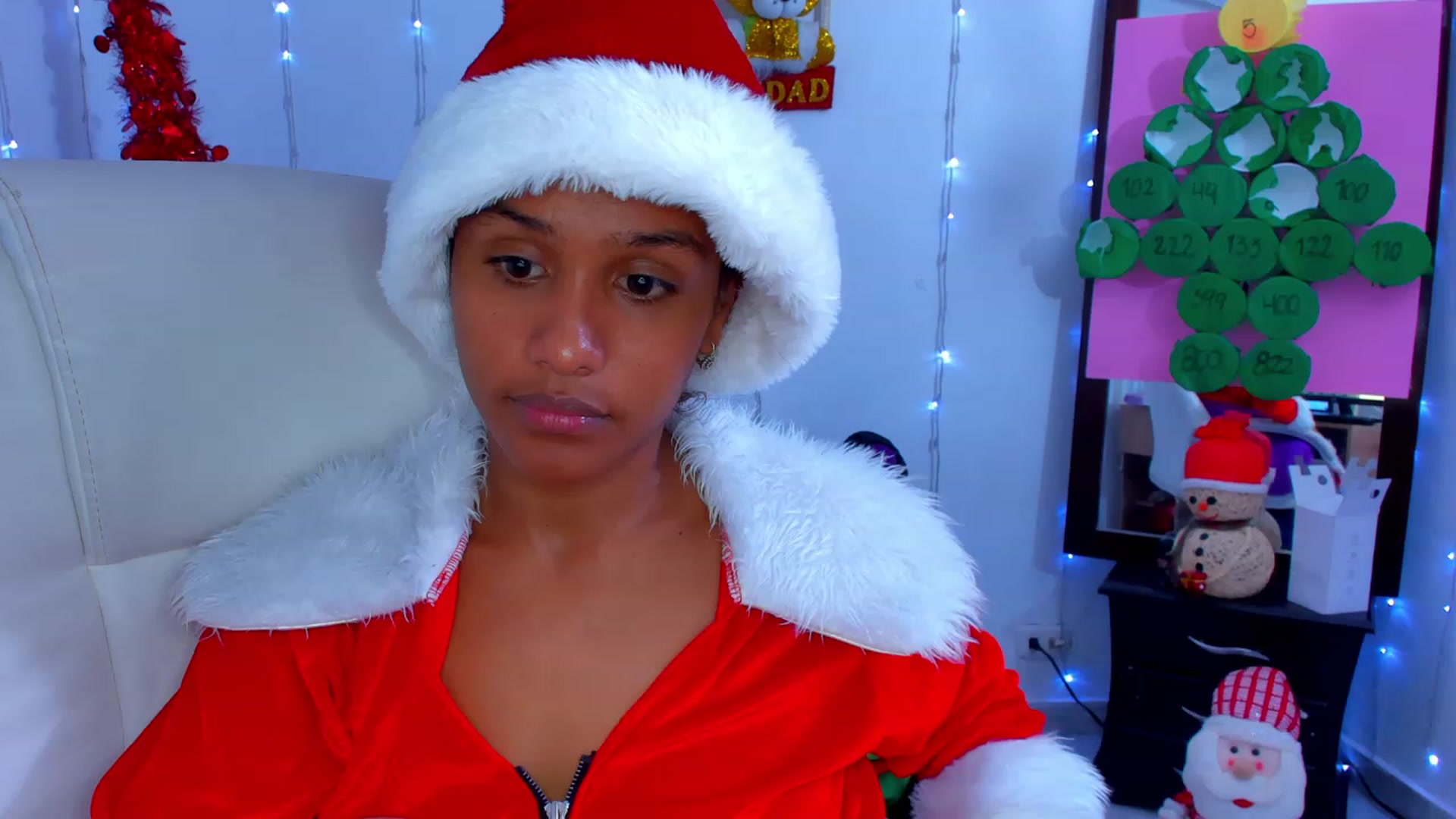 Gallery image thumbnail from Violet_Fit's myfreecams stream on, 12/24/2022, 15:59 image 10 of 20