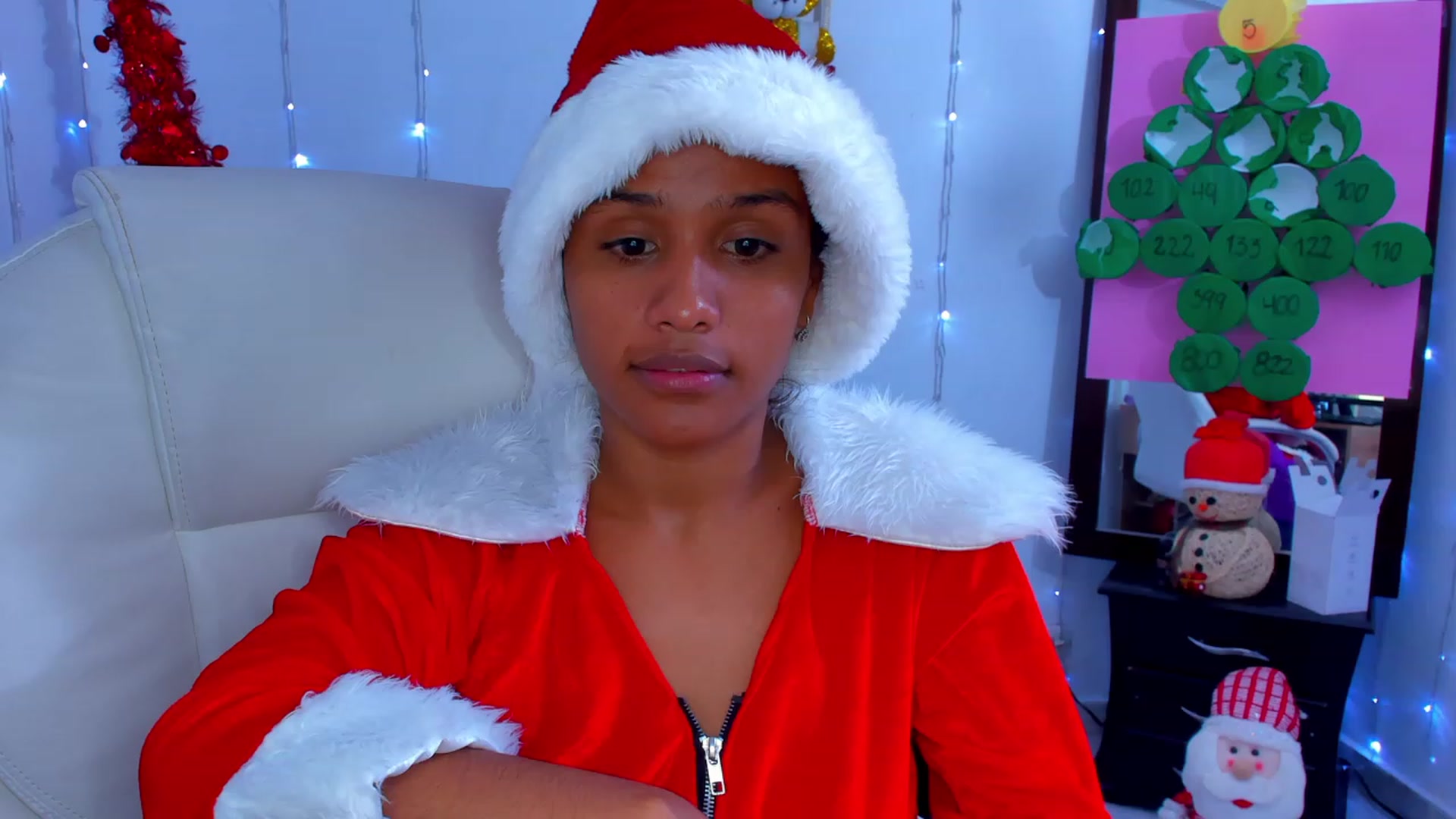 Gallery image thumbnail from Violet_Fit's myfreecams stream on, 12/24/2022, 15:59 image 14 of 20