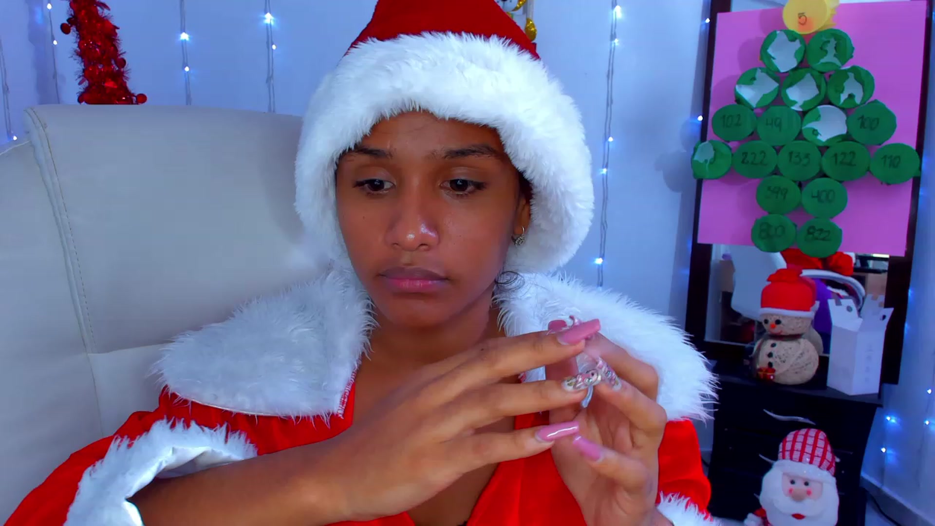 Gallery image thumbnail from Violet_Fit's myfreecams stream on, 12/24/2022, 15:59 image 18 of 20