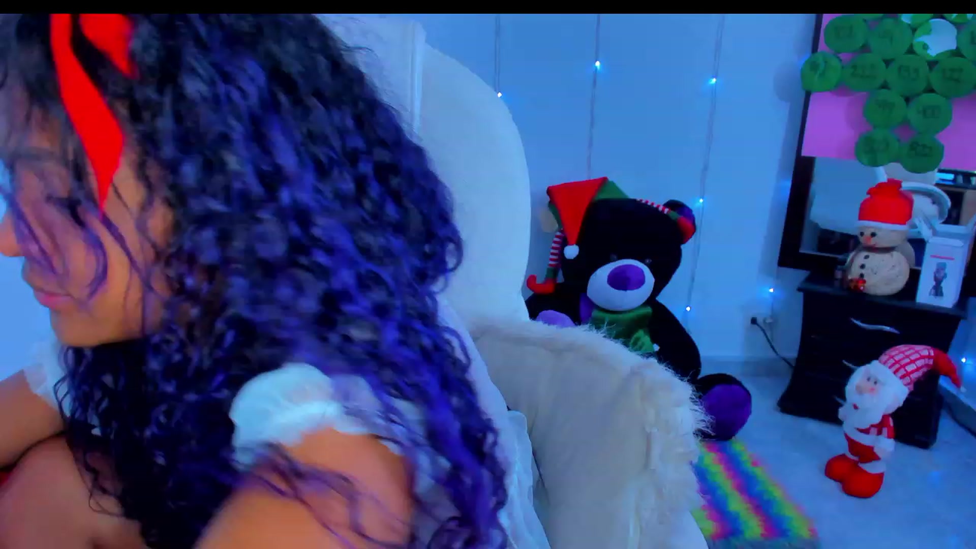 Gallery image thumbnail from Violet_Fit's myfreecams stream on, 12/27/2022, 14:18 image 18 of 20