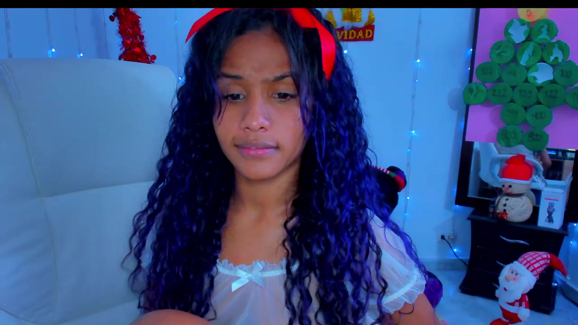 Gallery image thumbnail from Violet_Fit's myfreecams stream on, 12/27/2022, 15:45 image 14 of 20