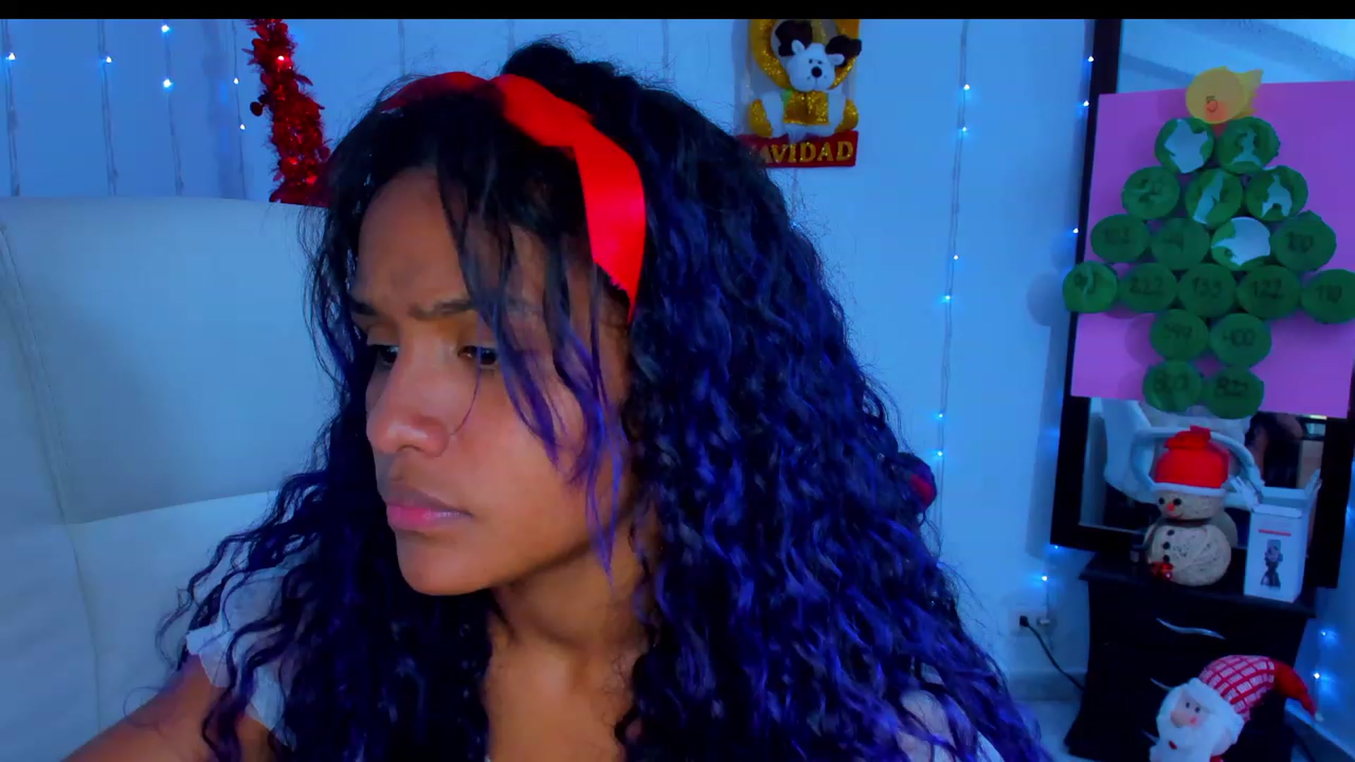 Gallery image thumbnail from Violet_Fit's myfreecams stream on, 12/27/2022, 15:45 image 11 of 20