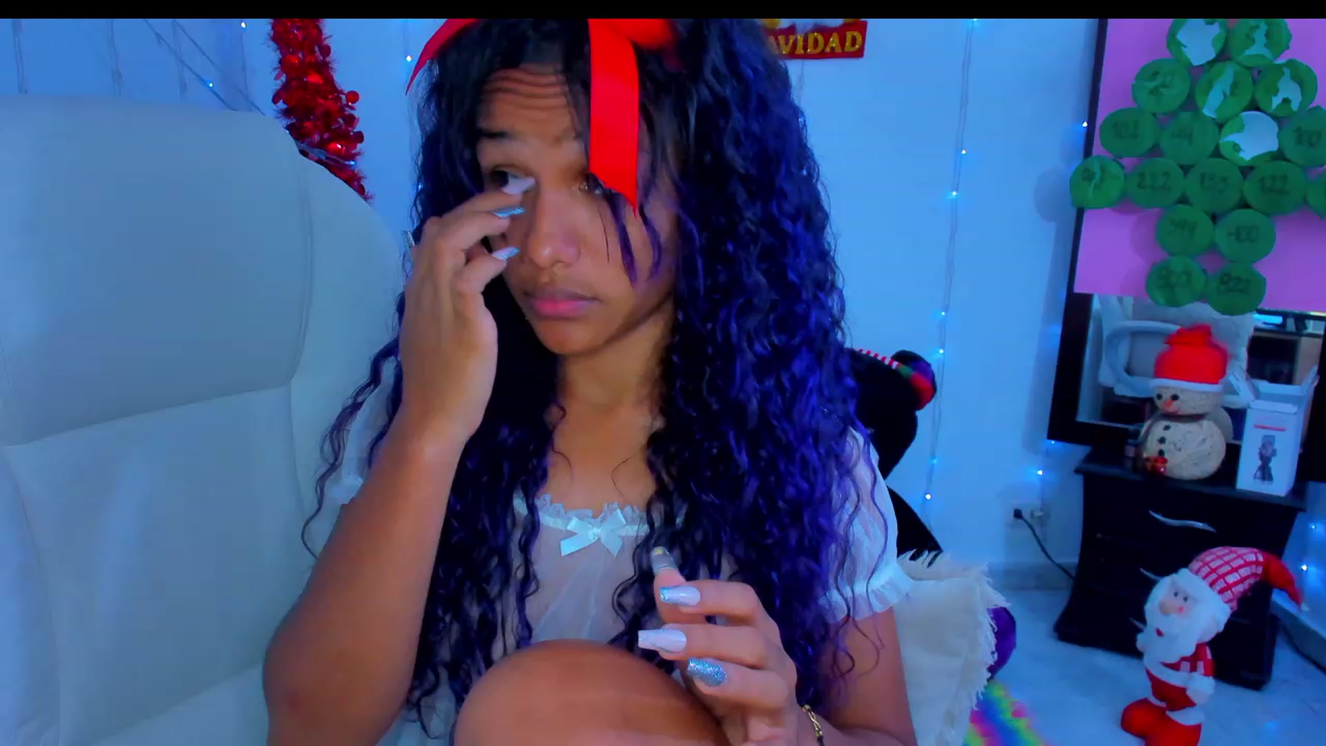 Gallery image thumbnail from Violet_Fit's myfreecams stream on, 12/27/2022, 15:45 image 5 of 20