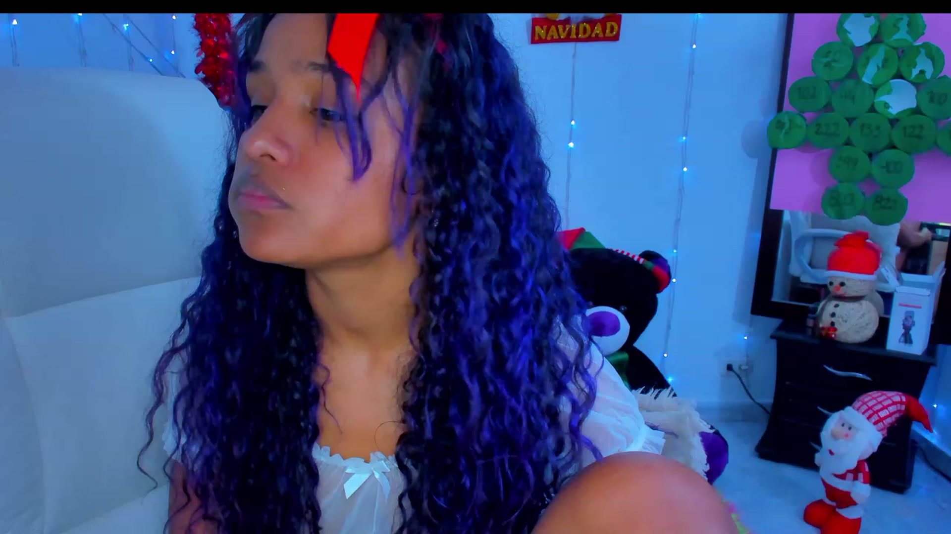 Gallery image thumbnail from Violet_Fit's myfreecams stream on, 12/27/2022, 15:45 image 3 of 20