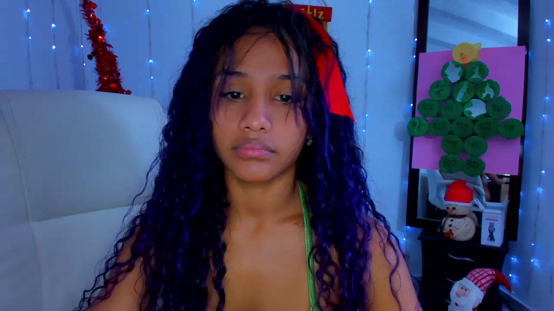 Gallery image thumbnail from Violet_Fit's myfreecams stream on, 12/28/2022, 14:03 image 4 of 20