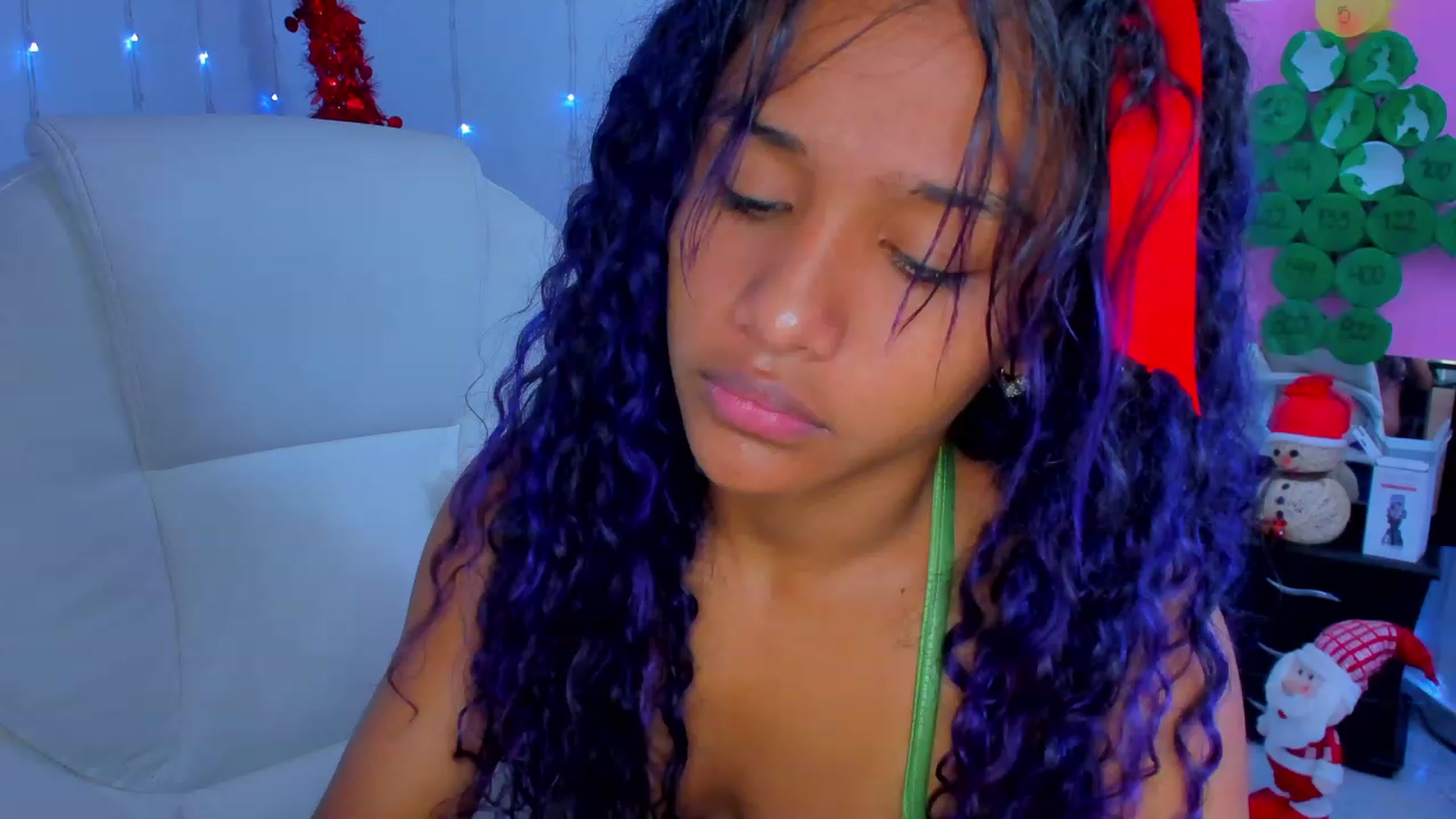 Gallery image thumbnail from Violet_Fit's myfreecams stream on, 12/28/2022, 14:03 image 2 of 20