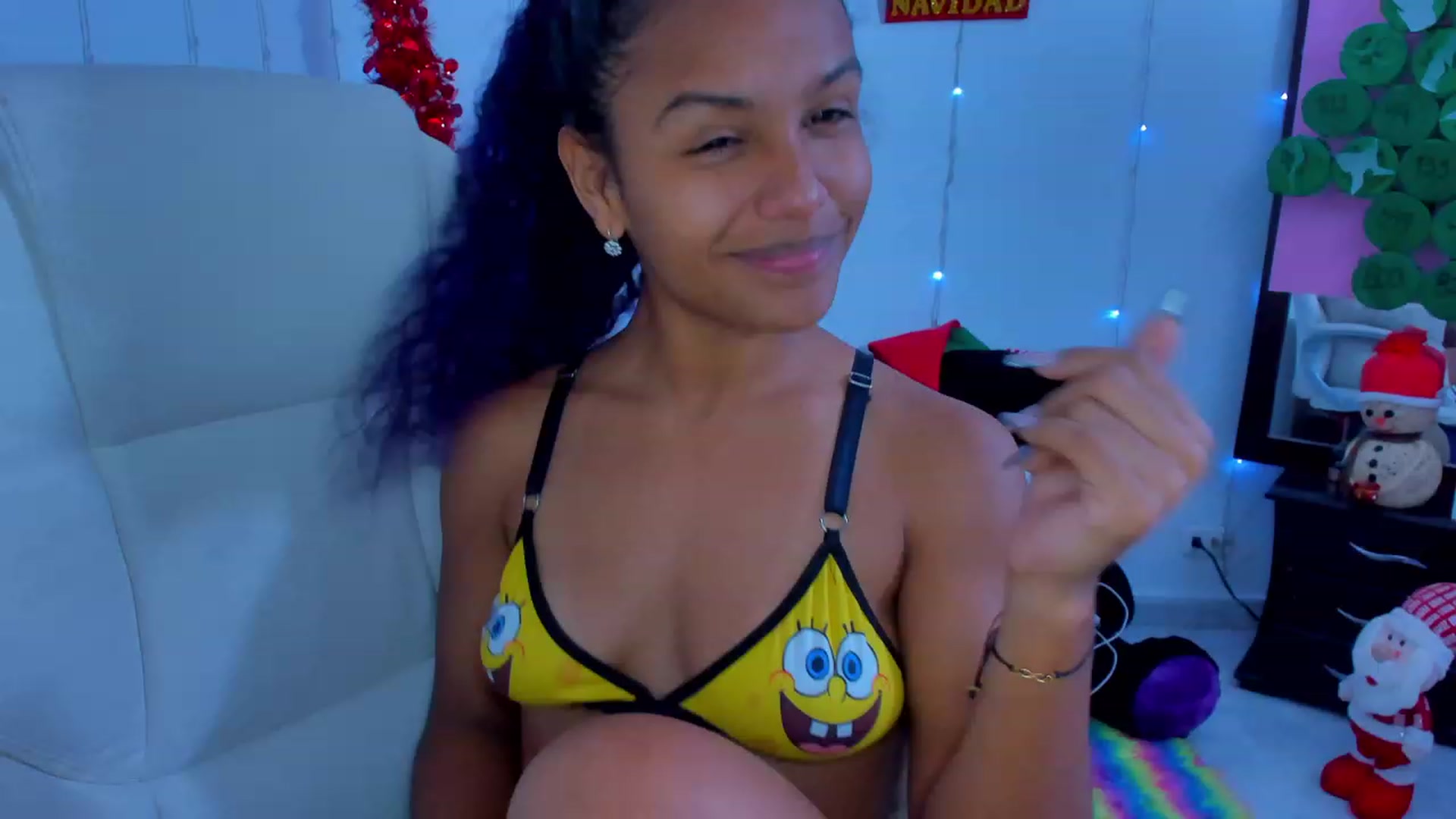 Gallery image thumbnail from Violet_Fit's myfreecams stream on, 12/30/2022, 15:33 image 17 of 20