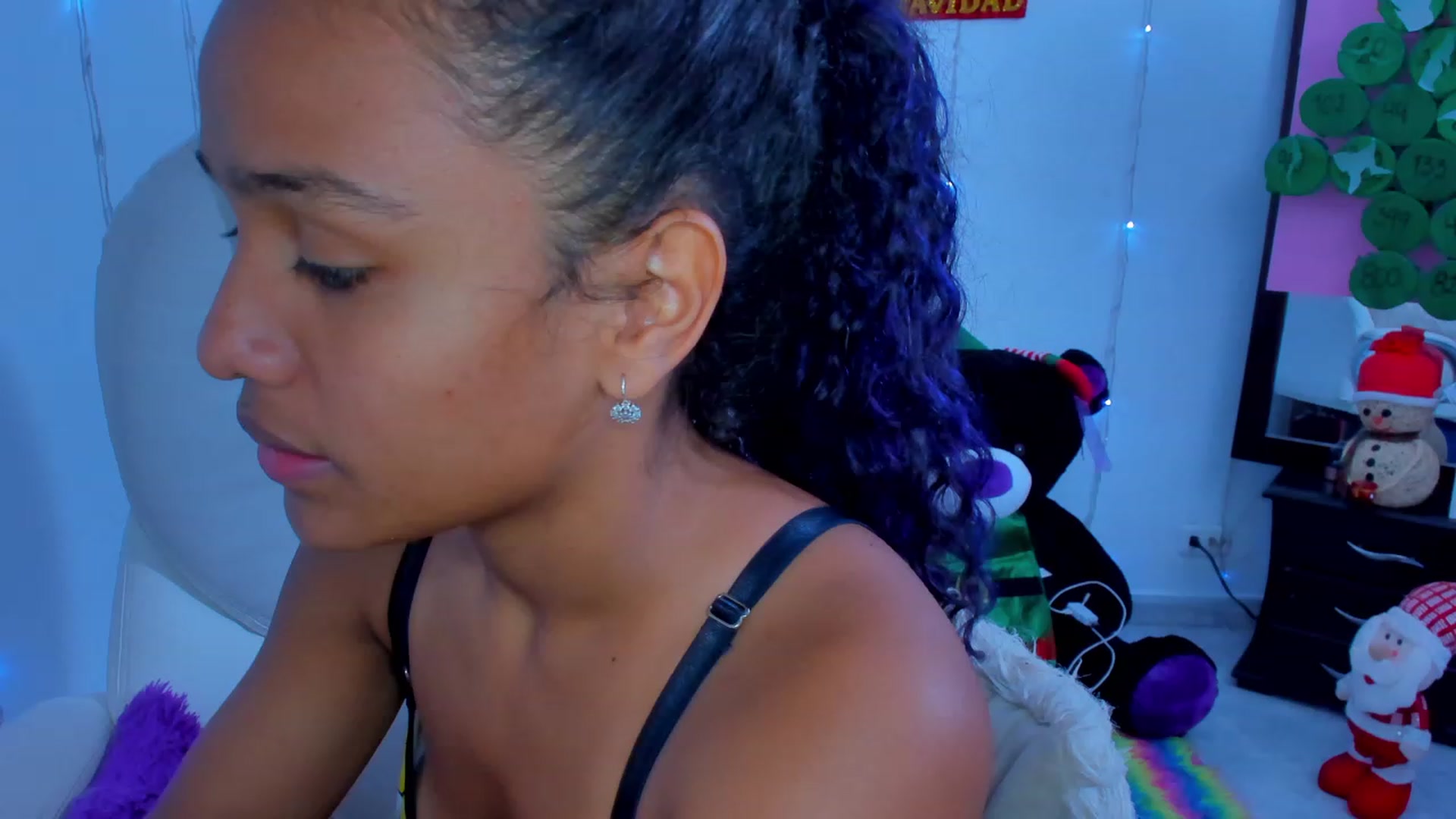 Gallery image thumbnail from Violet_Fit's myfreecams stream on, 12/30/2022, 15:33 image 2 of 20