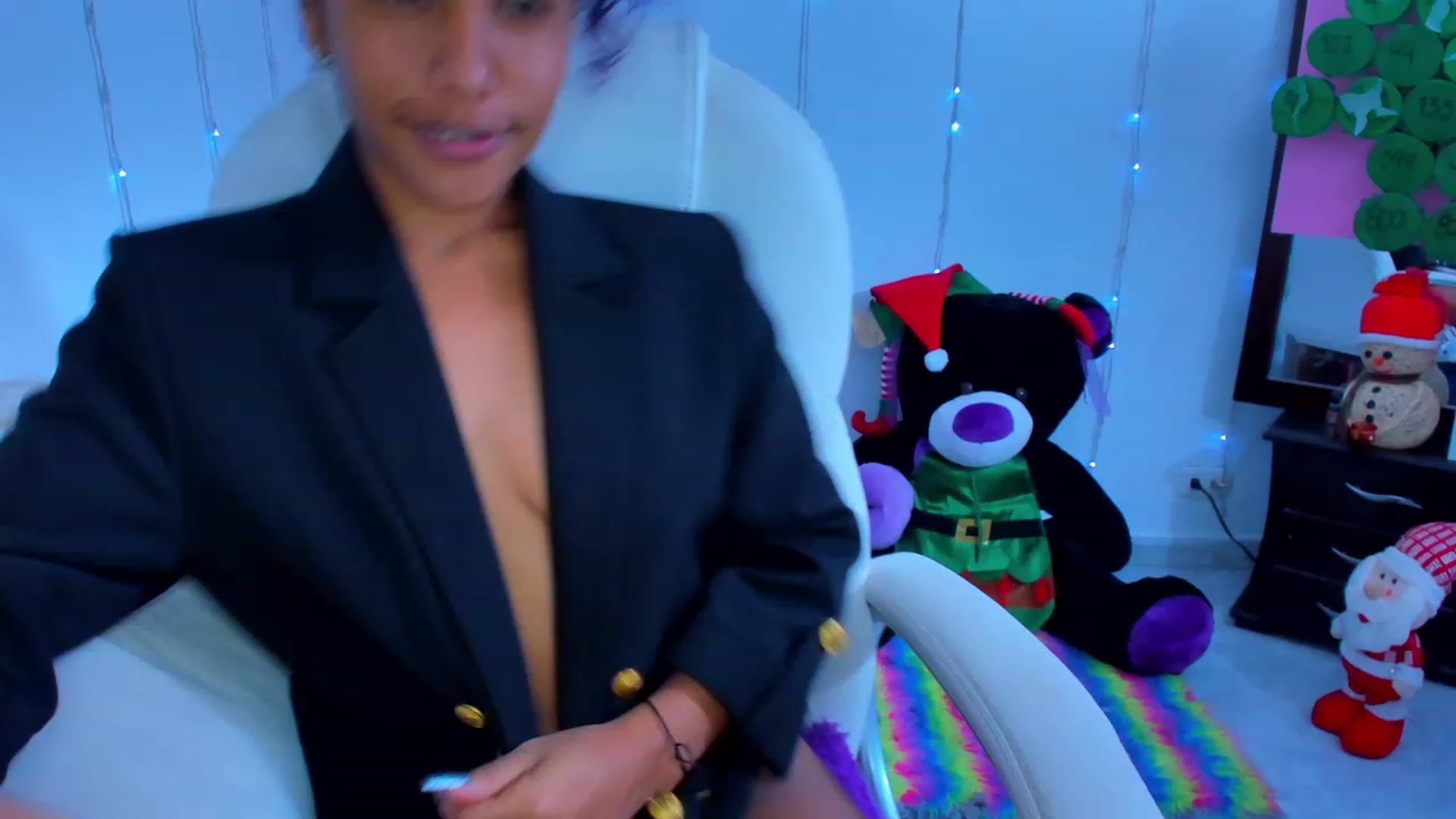 Gallery image thumbnail from Violet_Fit's myfreecams stream on, 12/31/2022, 15:26 image 19 of 20