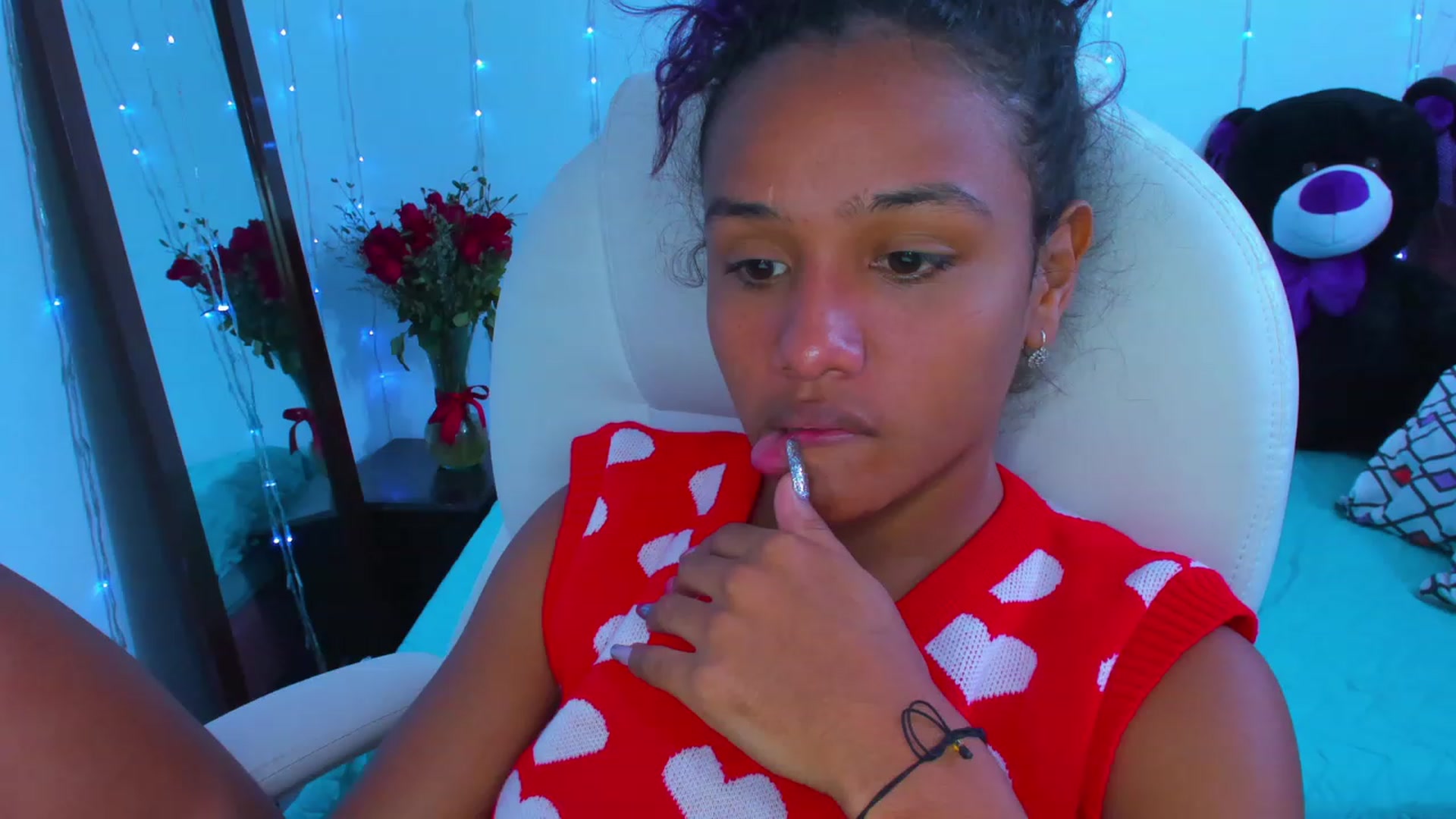 Gallery image thumbnail from Violet_Fit's myfreecams stream on, 01/02/2023, 14:06 image 11 of 20