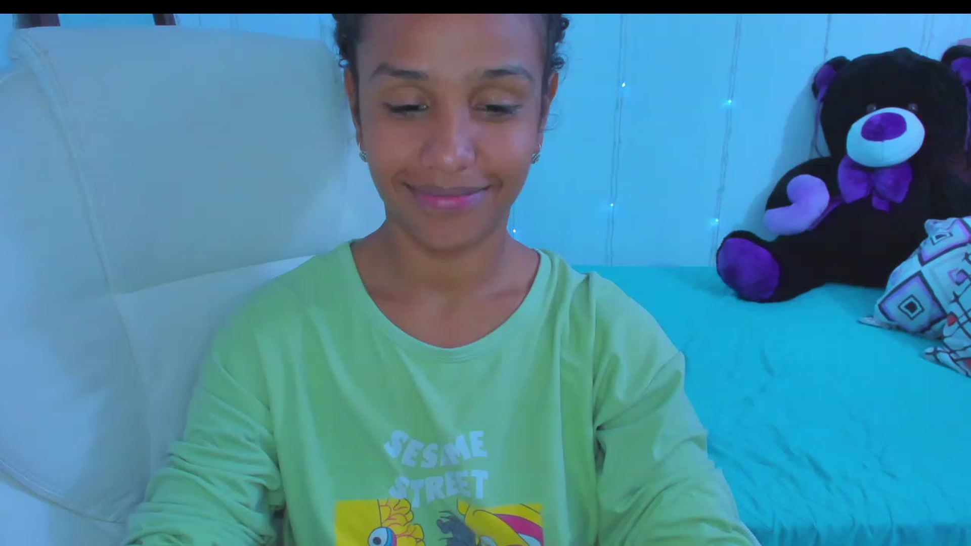 Gallery image thumbnail from Violet_Fit's myfreecams stream on, 01/04/2023, 15:37 image 16 of 20