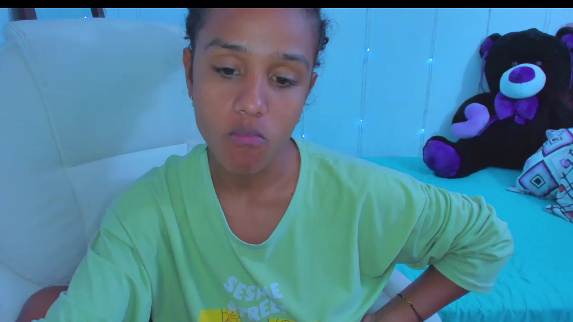 Gallery image thumbnail from Violet_Fit's myfreecams stream on, 01/04/2023, 15:37 image 11 of 20