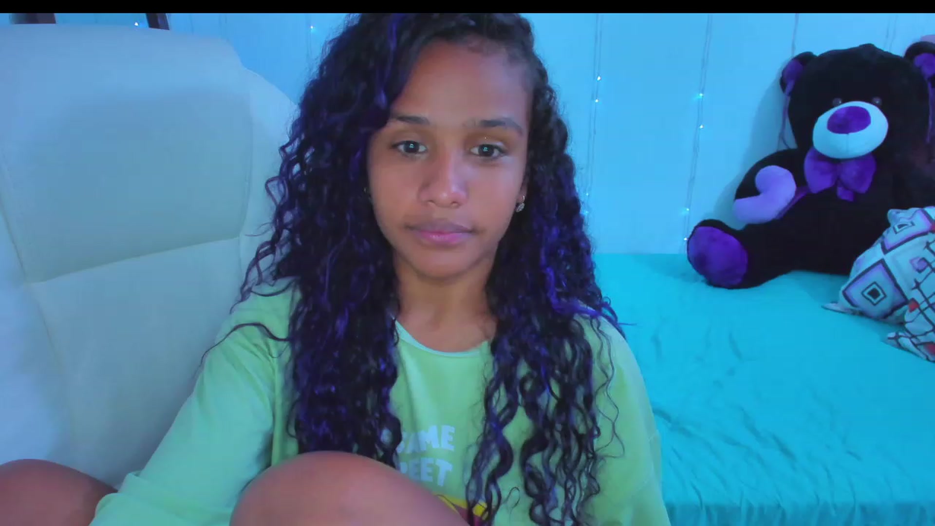 Gallery image thumbnail from Violet_Fit's myfreecams stream on, 01/04/2023, 15:37 image 4 of 20