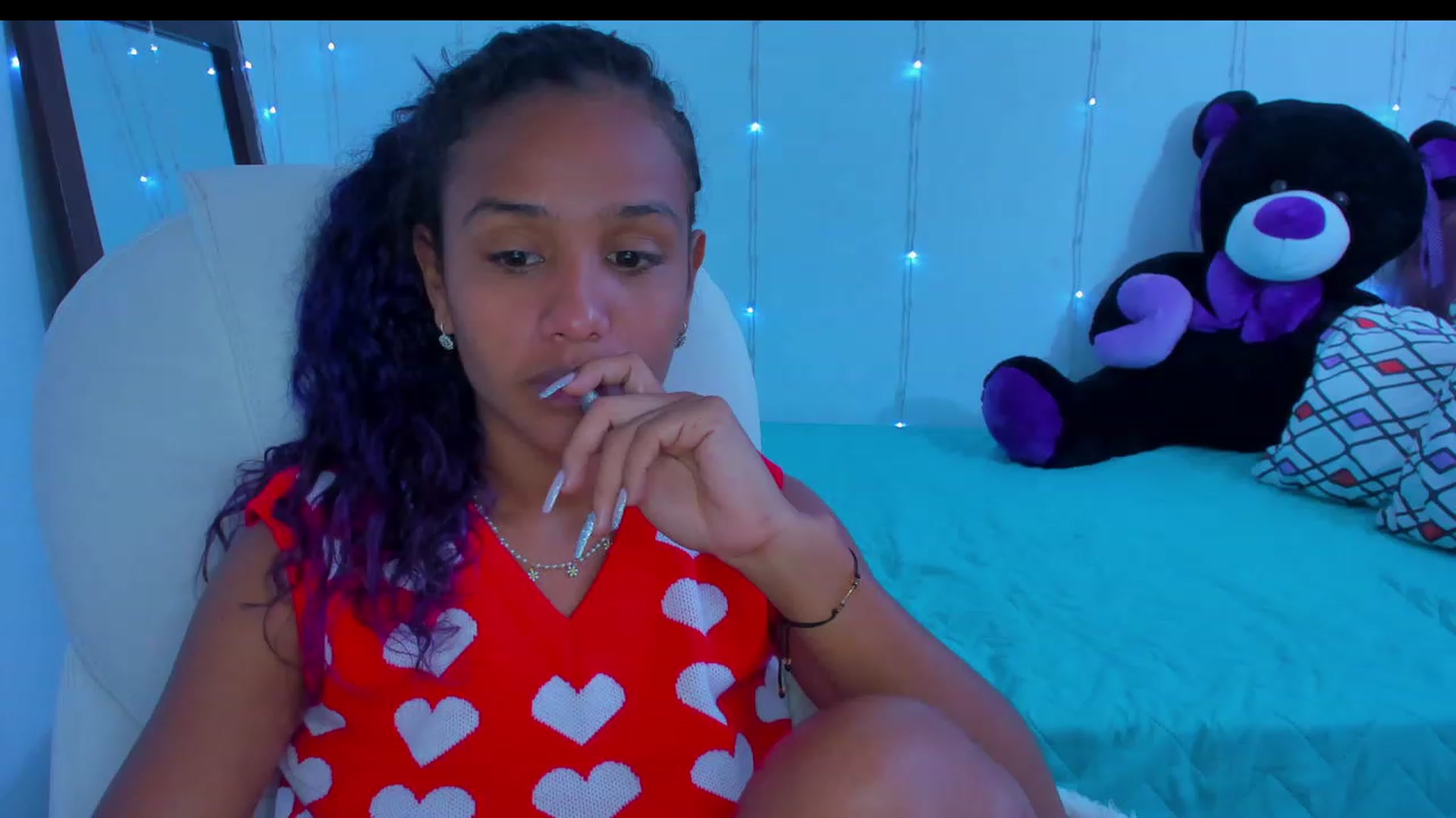 Gallery image thumbnail from Violet_Fit's myfreecams stream on, 01/12/2023, 13:52 image 1 of 20
