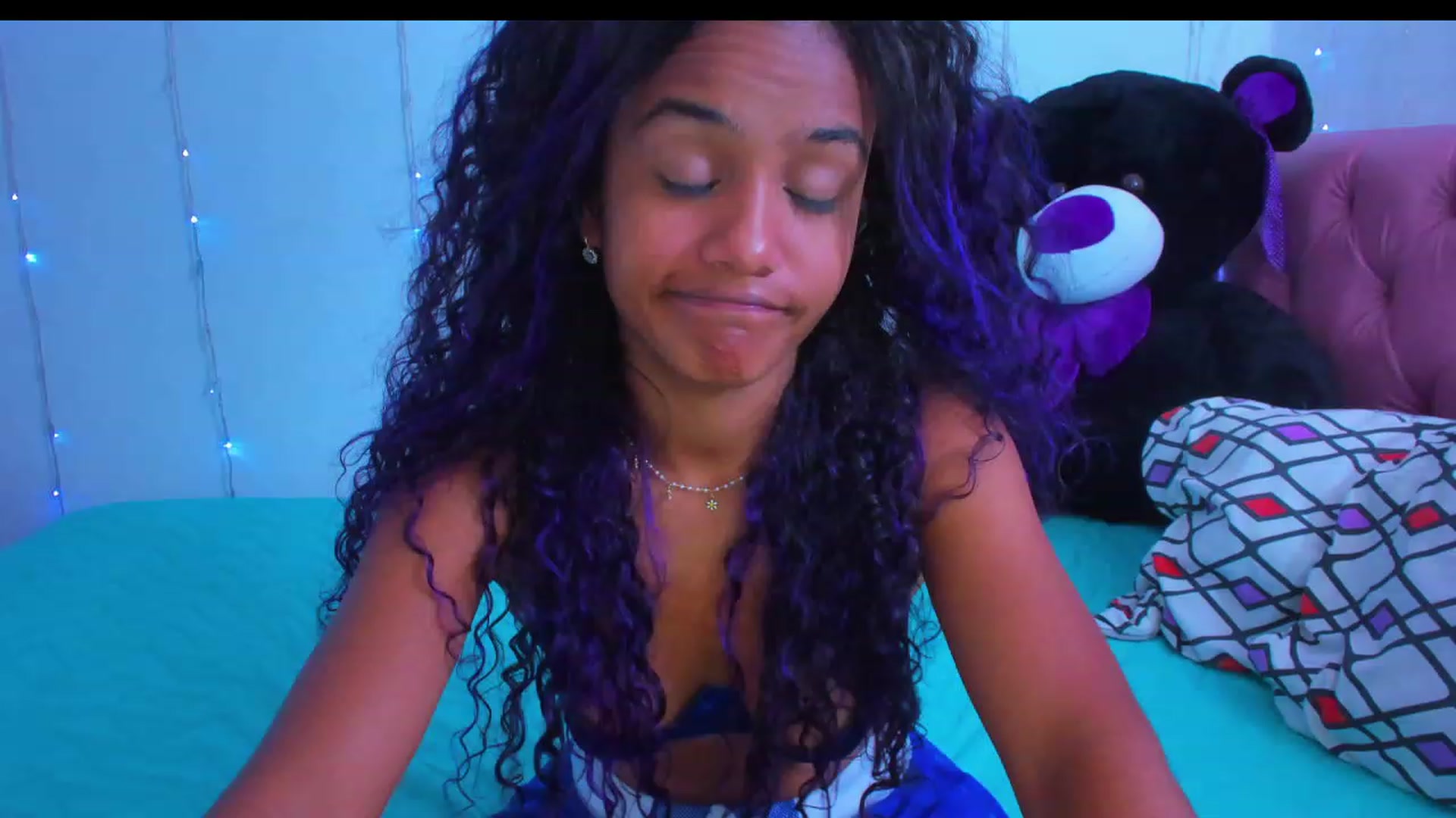 Gallery image thumbnail from Violet_Fit's myfreecams stream on, 01/16/2023, 14:22 image 1 of 20