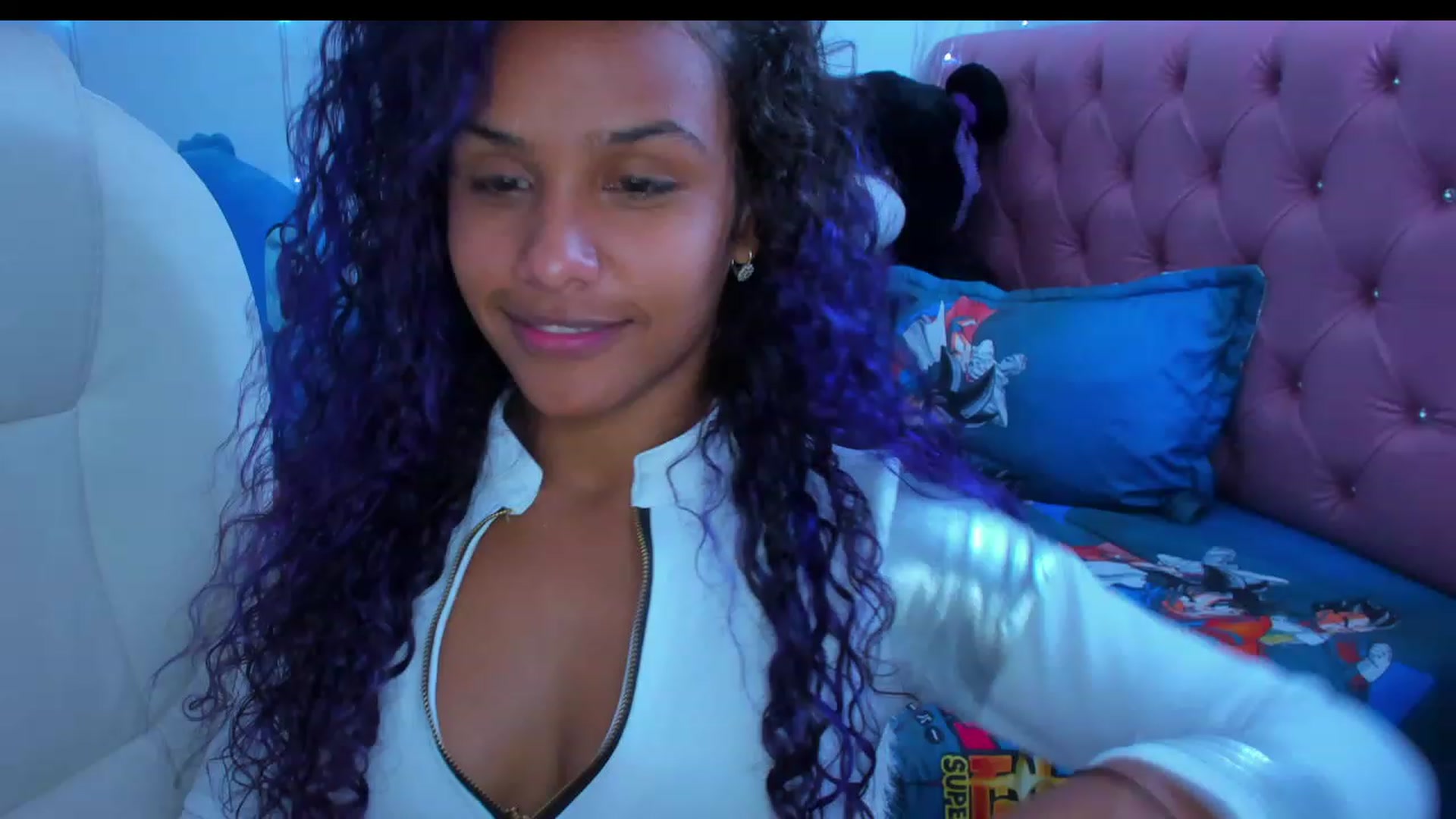 Gallery image thumbnail from Violet_Fit's myfreecams stream on, 02/04/2023, 14:27 image 17 of 20