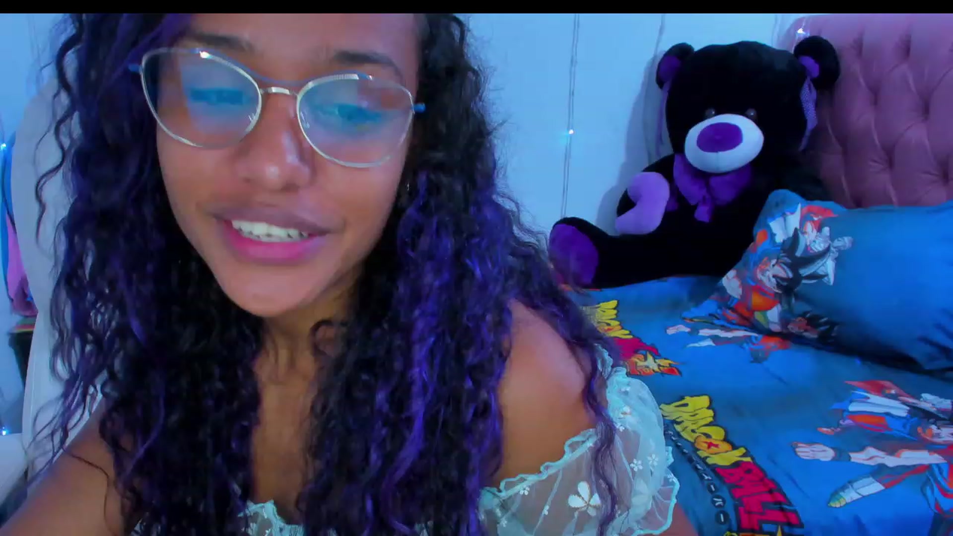 Gallery image thumbnail from Violet_Fit's myfreecams stream on, 02/07/2023, 13:51 image 7 of 20