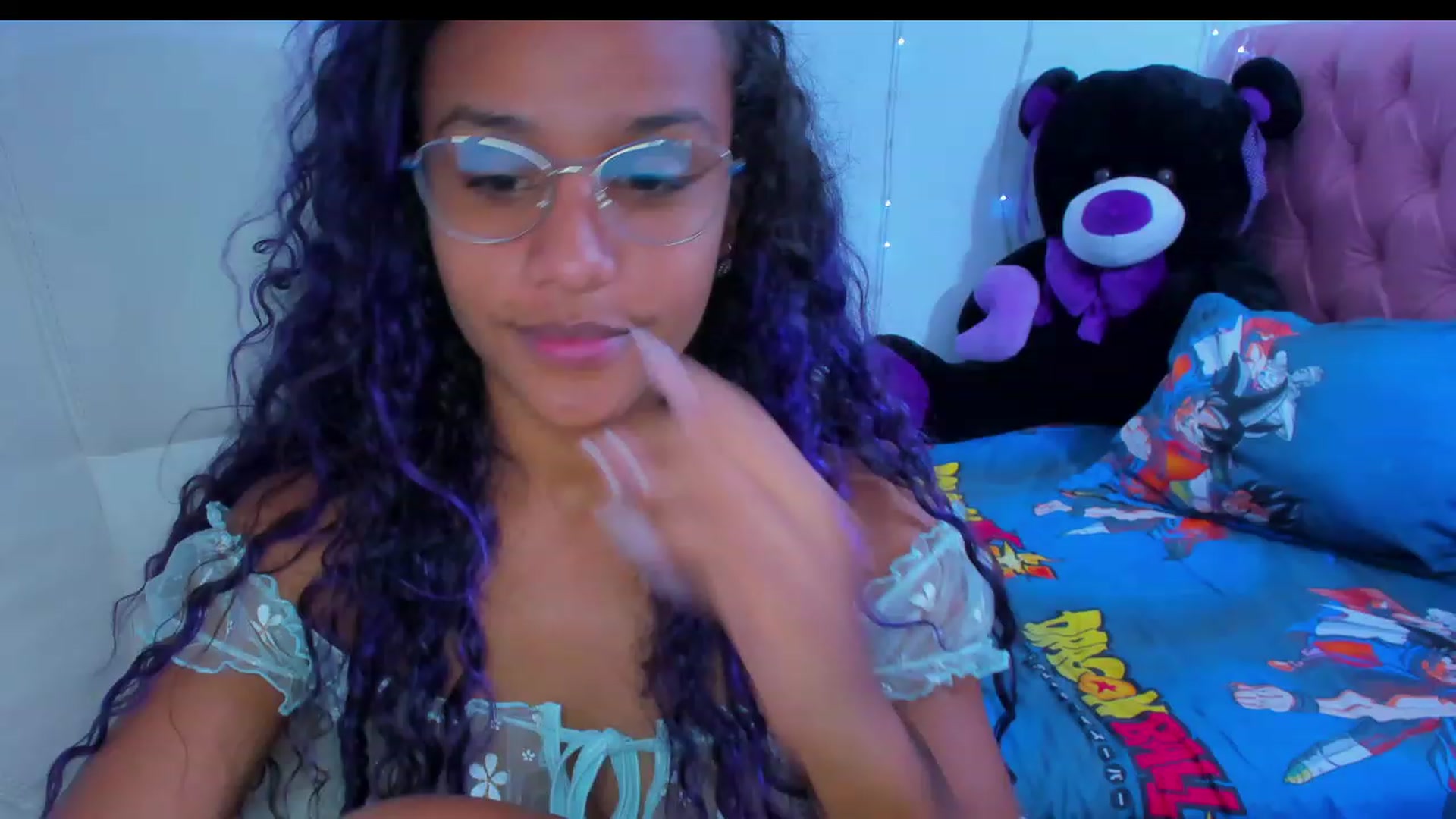 Gallery image thumbnail from Violet_Fit's myfreecams stream on, 02/07/2023, 13:51 image 15 of 20