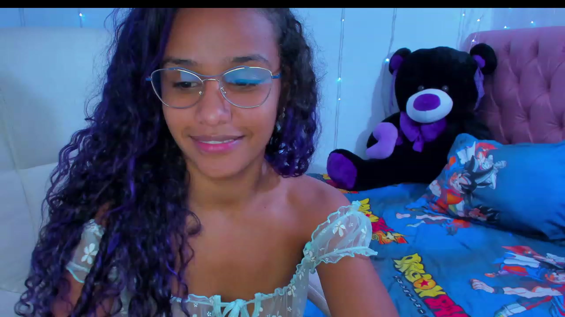 Gallery image thumbnail from Violet_Fit's myfreecams stream on, 02/07/2023, 13:51 image 18 of 20
