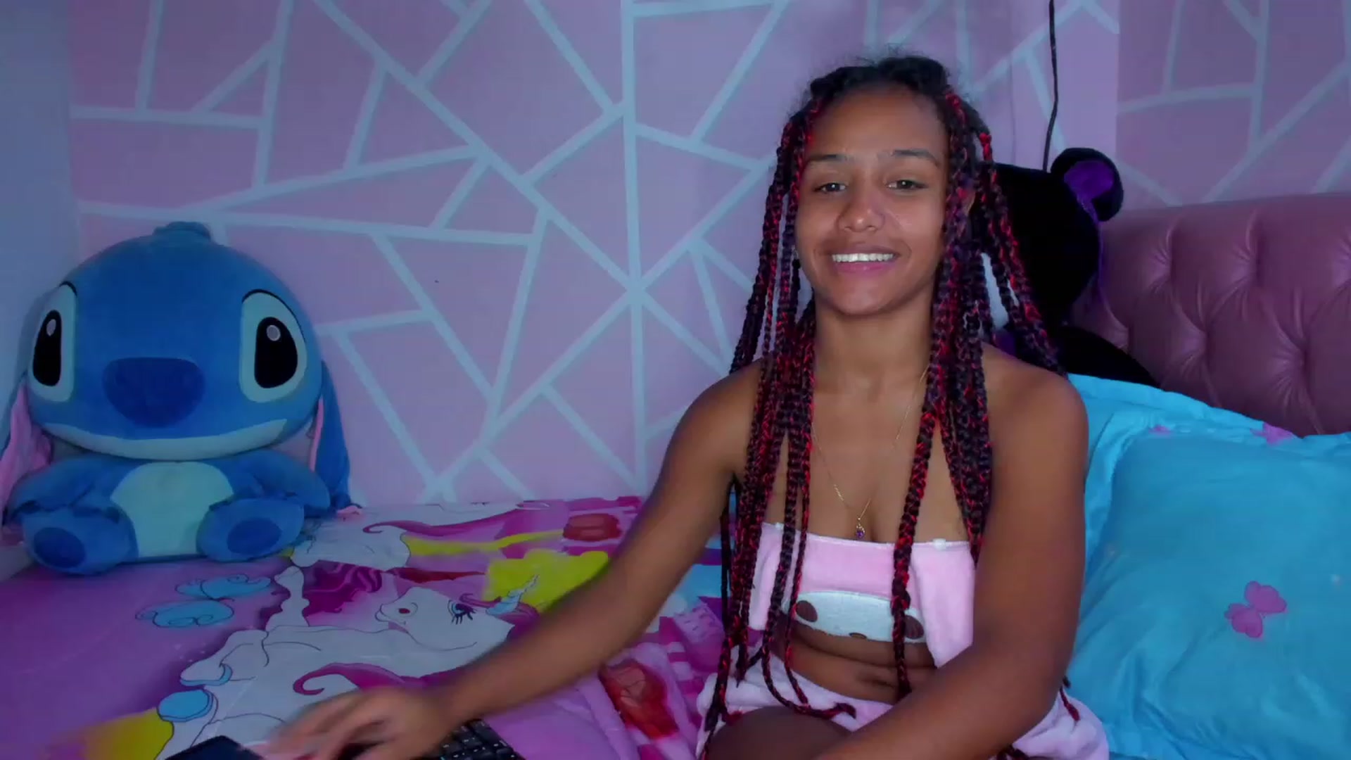 Gallery image thumbnail from Violet_Fit's myfreecams stream on, 04/13/2023, 12:37 image 17 of 20