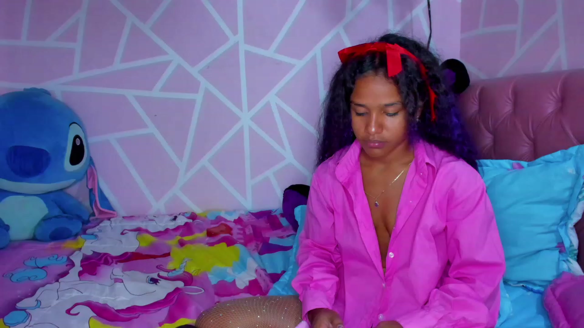 Gallery image thumbnail from Violet_Fit's myfreecams stream on, 04/15/2023, 14:45 image 1 of 20