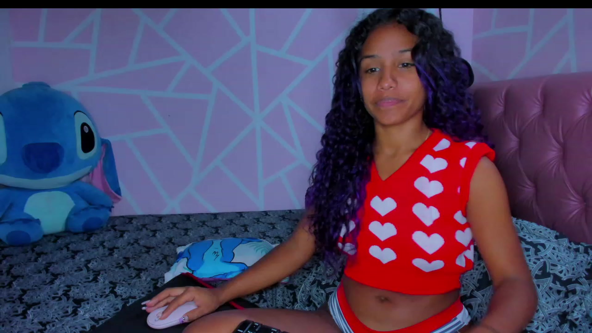 Gallery image thumbnail from Violet_Fit's myfreecams stream on, 04/16/2023, 12:38 image 12 of 20