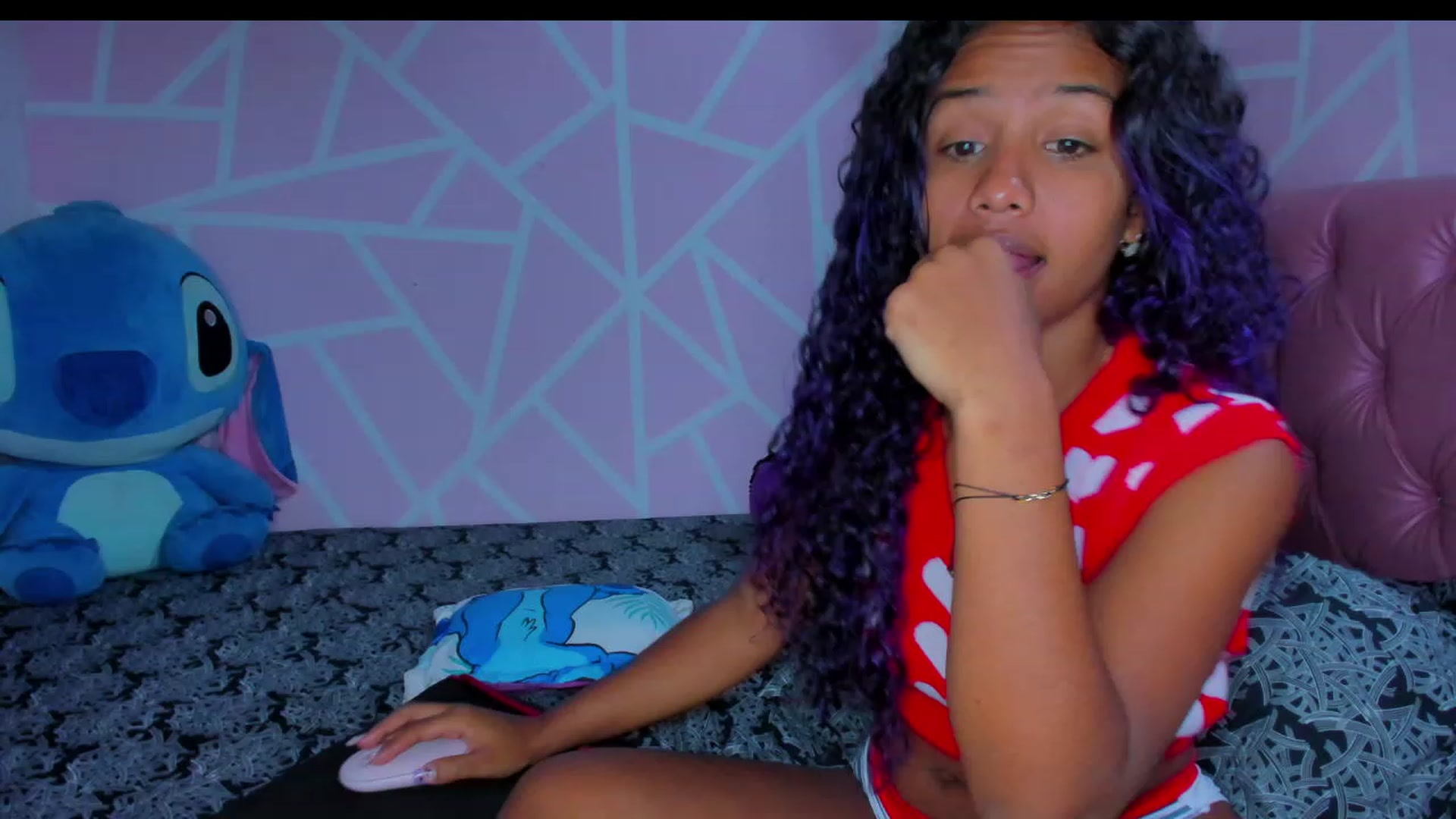 Gallery image thumbnail from Violet_Fit's myfreecams stream on, 04/16/2023, 12:38 image 10 of 20