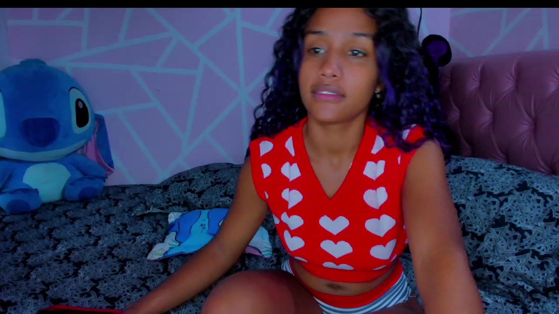Gallery image thumbnail from Violet_Fit's myfreecams stream on, 04/16/2023, 13:17 image 18 of 20