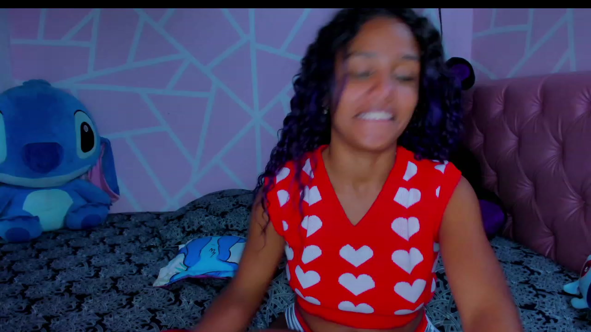 Gallery image thumbnail from Violet_Fit's myfreecams stream on, 04/16/2023, 13:17 image 4 of 20