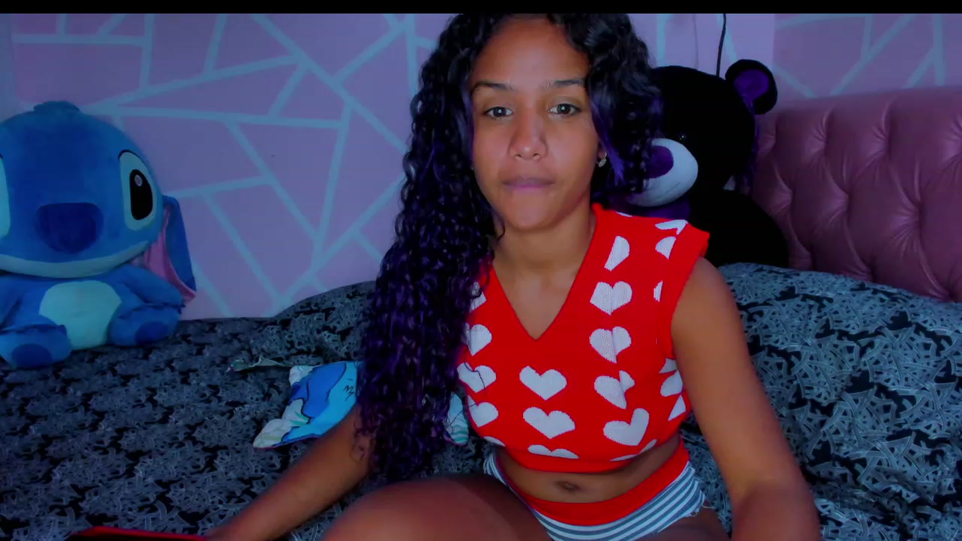 Gallery image thumbnail from Violet_Fit's myfreecams stream on, 04/16/2023, 13:17 image 19 of 20
