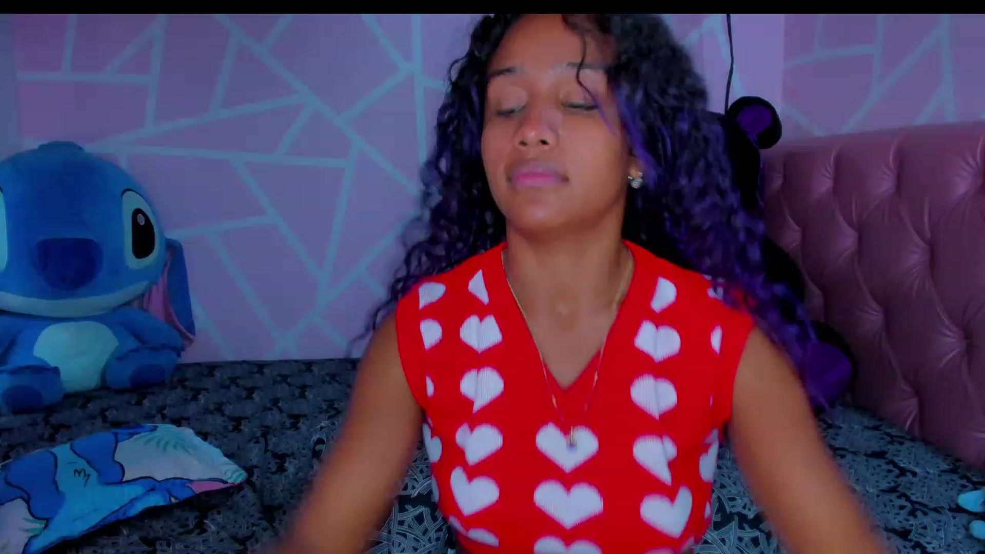 Gallery image thumbnail from Violet_Fit's myfreecams stream on, 04/16/2023, 14:15 image 17 of 20