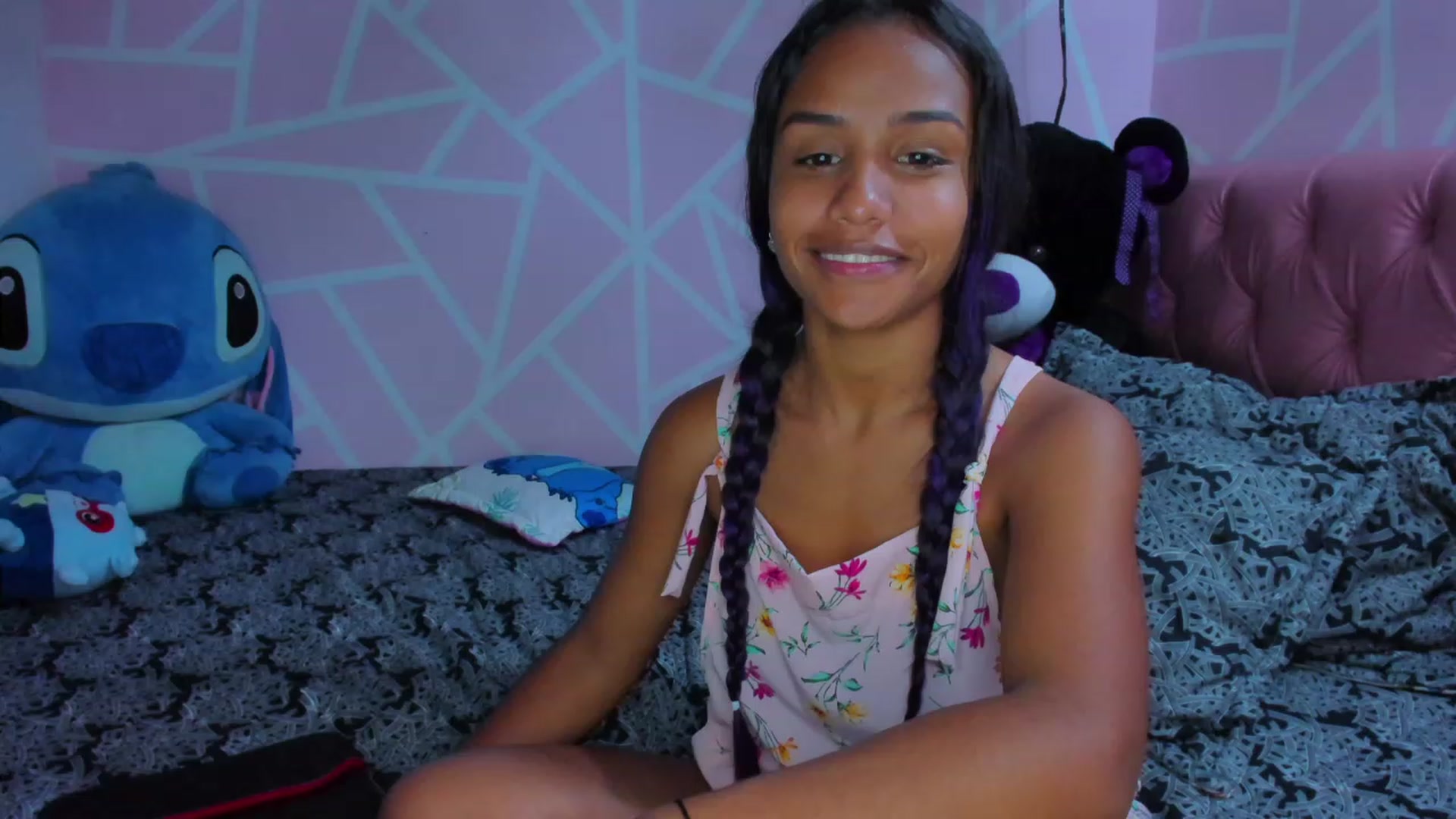 Gallery image thumbnail from Violet_Fit's myfreecams stream on, 04/22/2023, 13:46 image 16 of 20