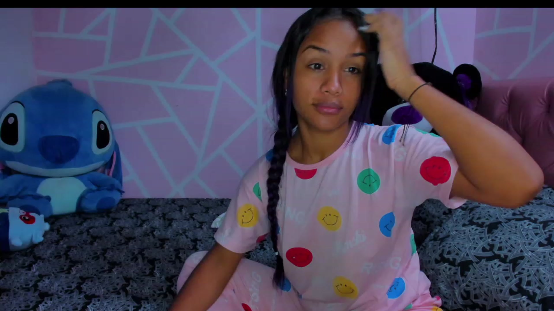 Gallery image thumbnail from Violet_Fit's myfreecams stream on, 04/23/2023, 11:43 image 4 of 20