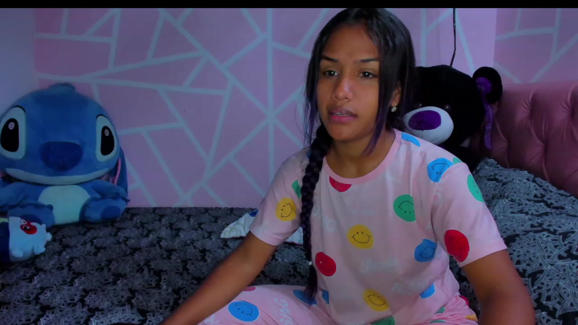 Gallery image thumbnail from Violet_Fit's myfreecams stream on, 04/23/2023, 11:43 image 7 of 20