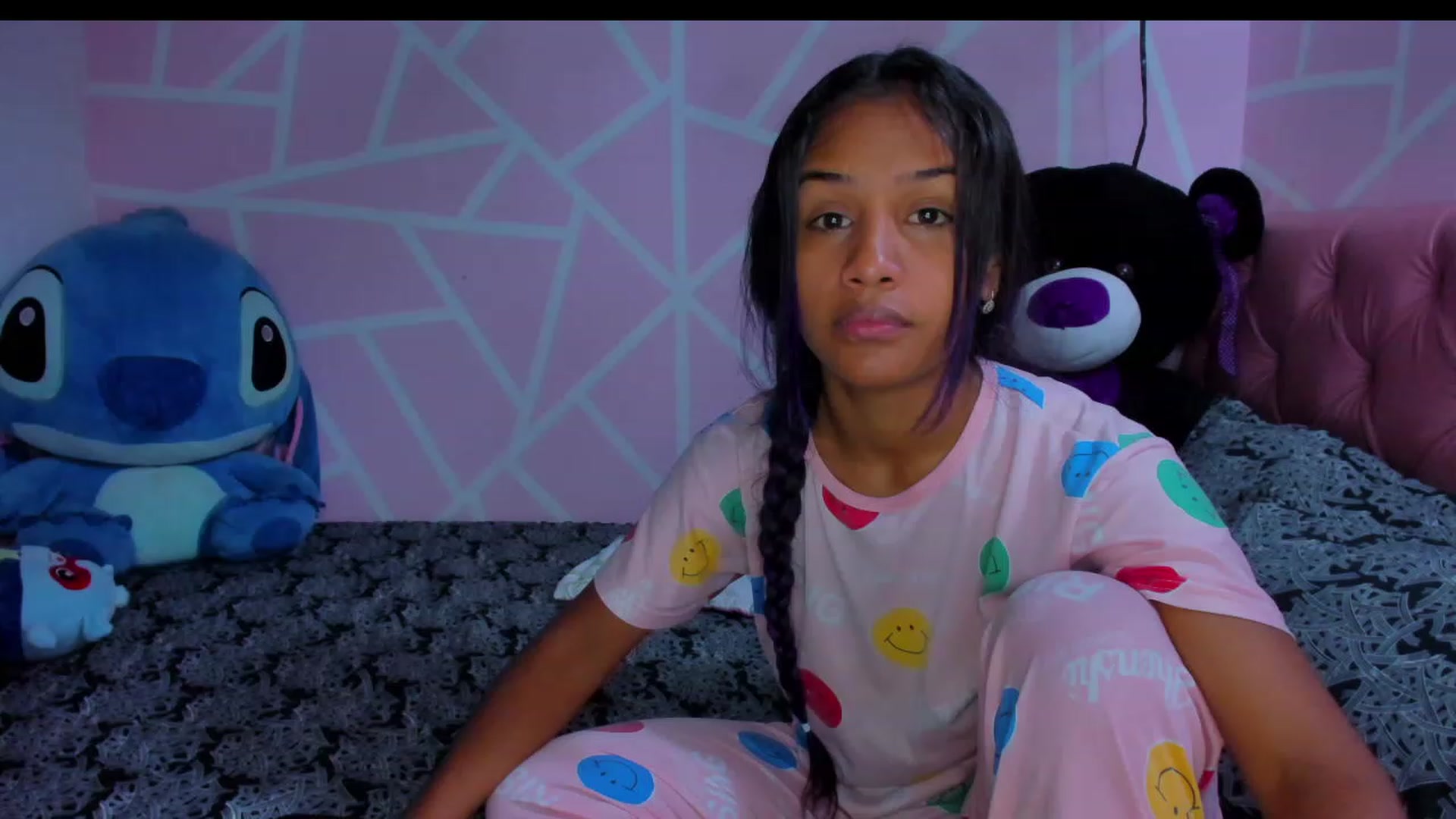 Gallery image thumbnail from Violet_Fit's myfreecams stream on, 04/23/2023, 11:43 image 9 of 20