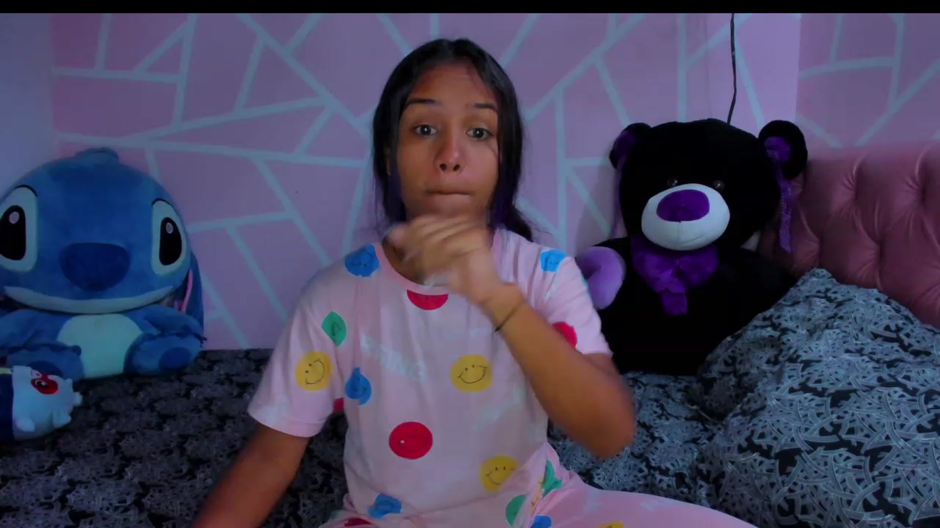 Gallery image thumbnail from Violet_Fit's myfreecams stream on, 04/23/2023, 12:13 image 8 of 20
