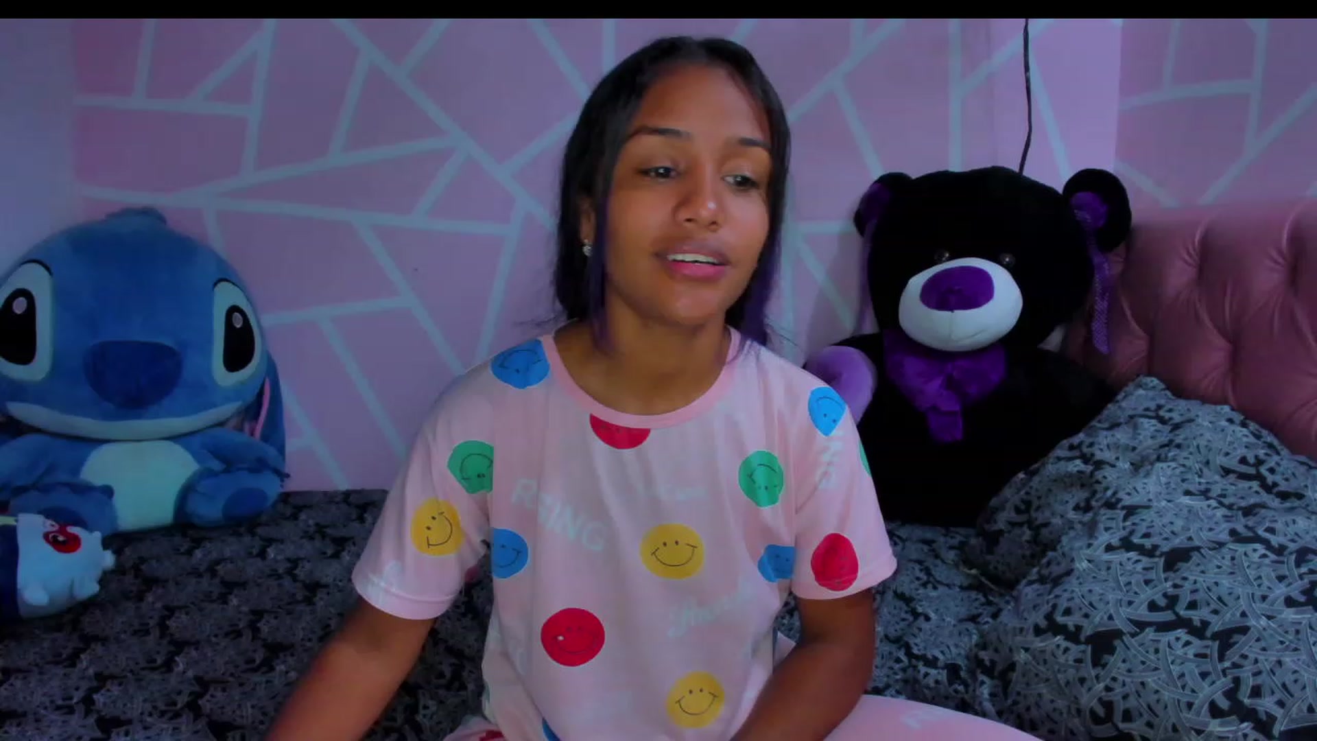 Gallery image thumbnail from Violet_Fit's myfreecams stream on, 04/23/2023, 12:13 image 3 of 20